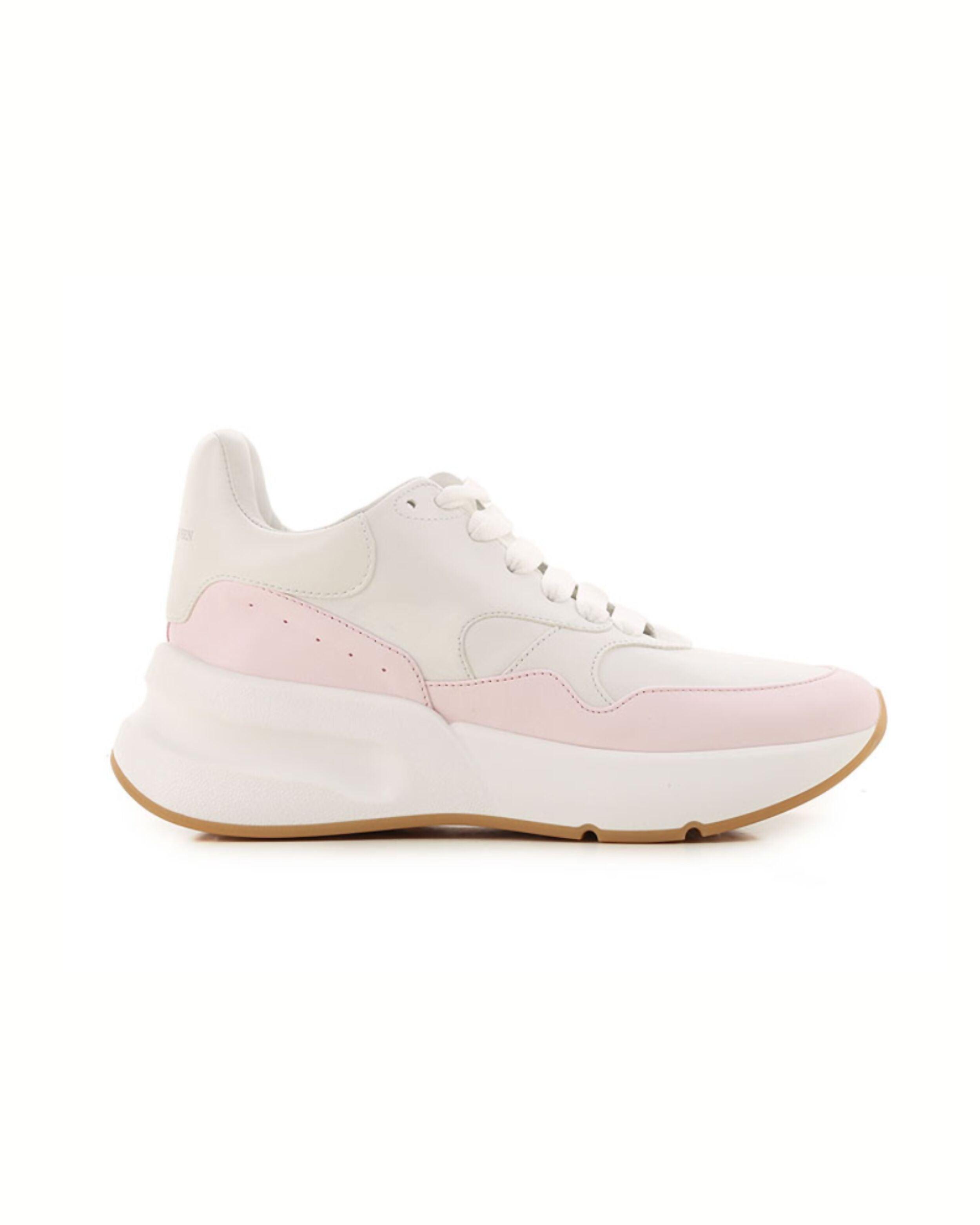 Oversized Runner Sneakers - Endless - UAE Rental and Resale for Women's Fashion
