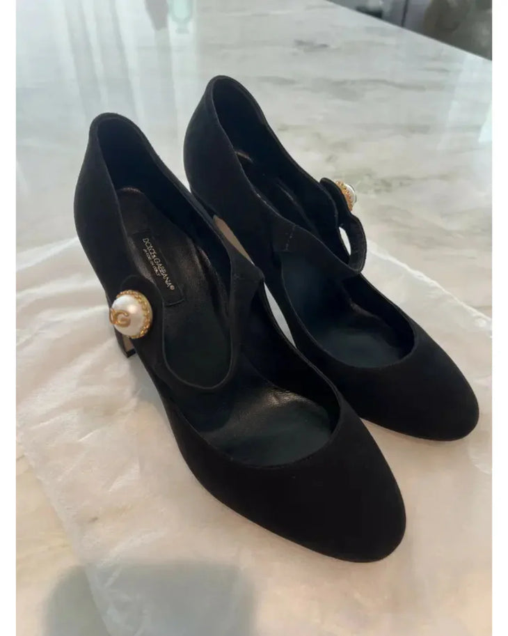 Black suede Mary Jane pump with gold button detail and chunky heel — Dolce & Gabbana | Endless UAE