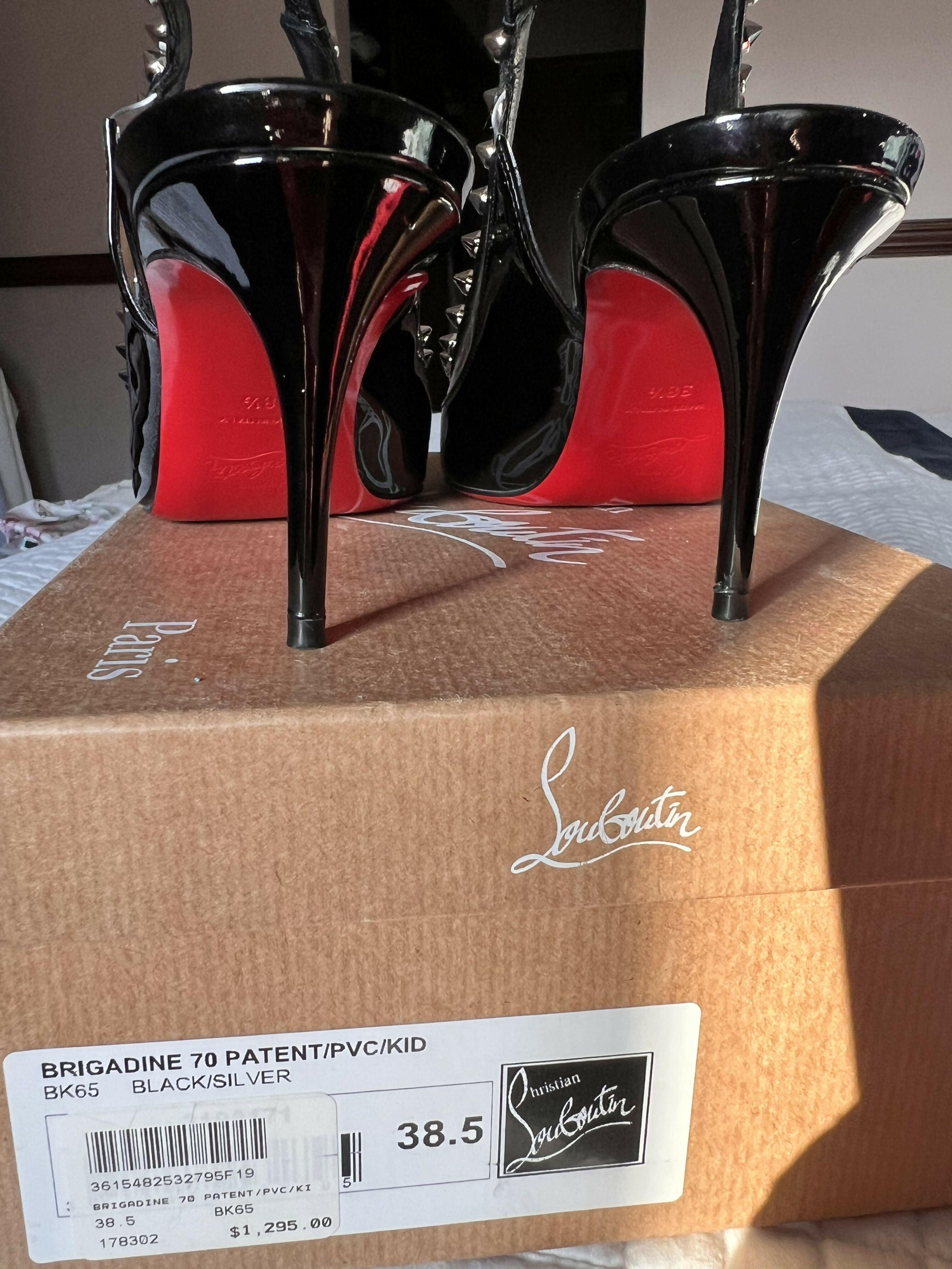 Patent Leather and Spike Slingback Pumps - Endless - UAE Rental and Resale for Women's Fashion