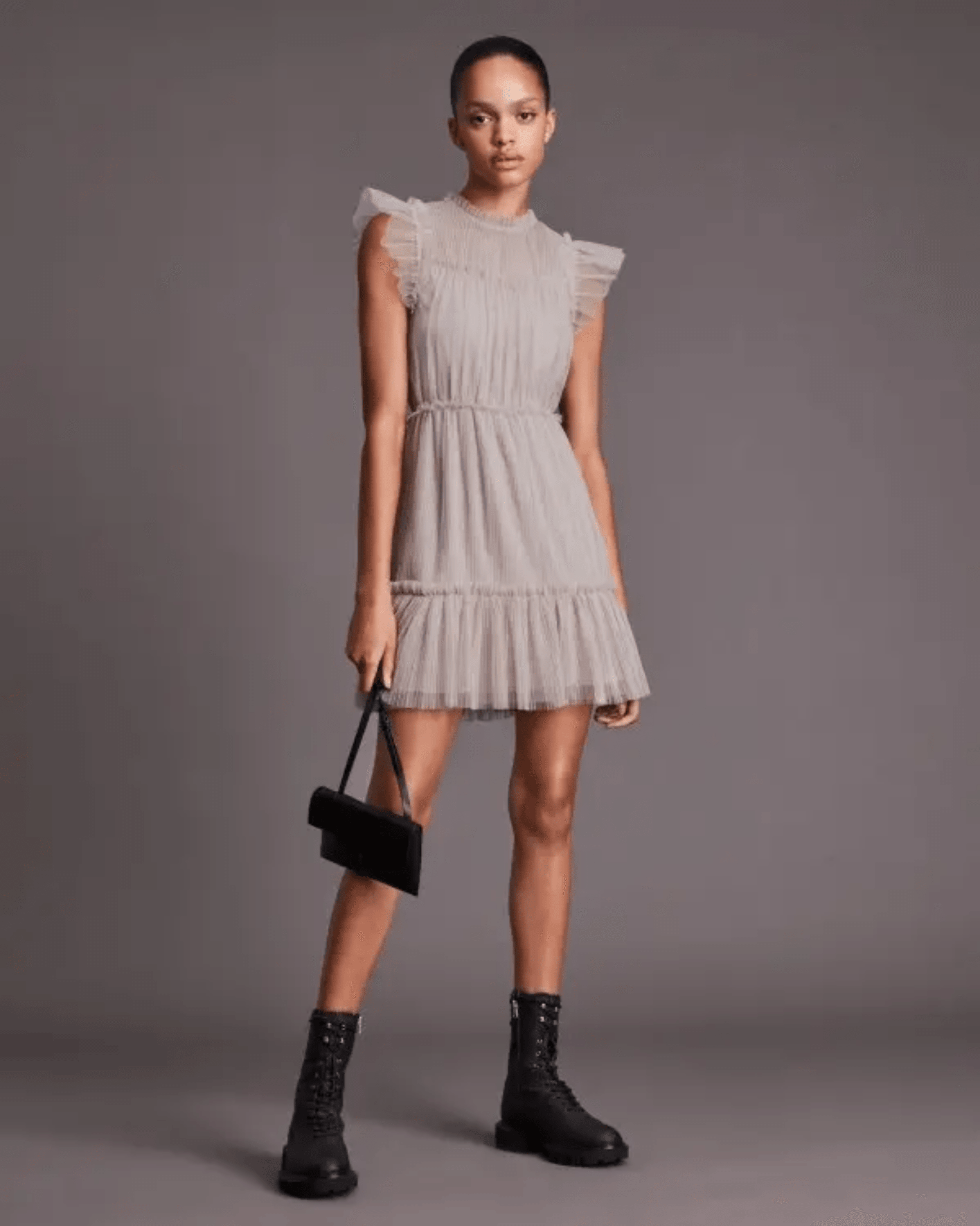 Perri Ruched Dress - Endless - UAE Rental and Resale for Women's Fashion
