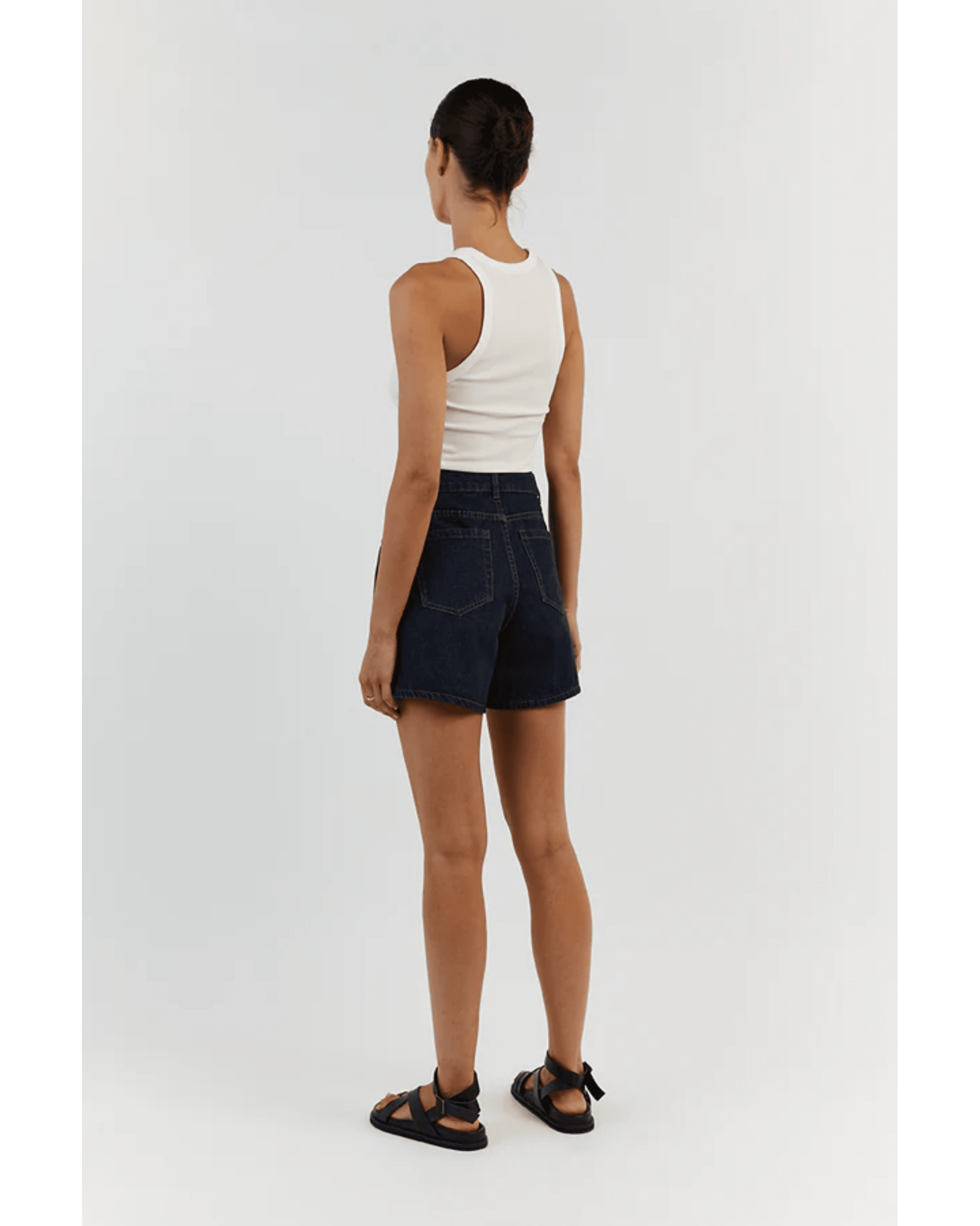 Piper Indigo Denim Shorts - Endless - UAE Rental and Resale for Women's Fashion