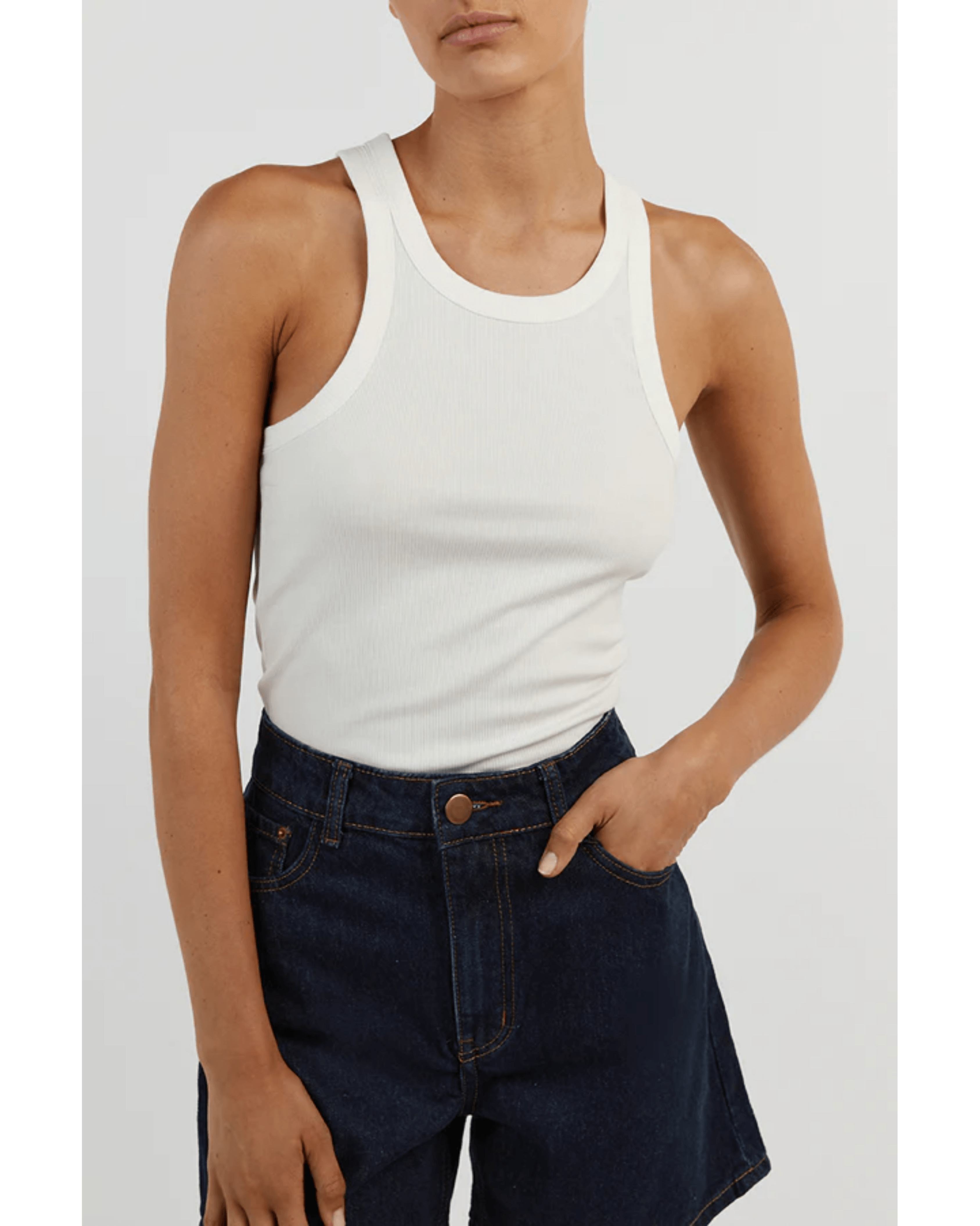 Piper Indigo Denim Shorts - Endless - UAE Rental and Resale for Women's Fashion