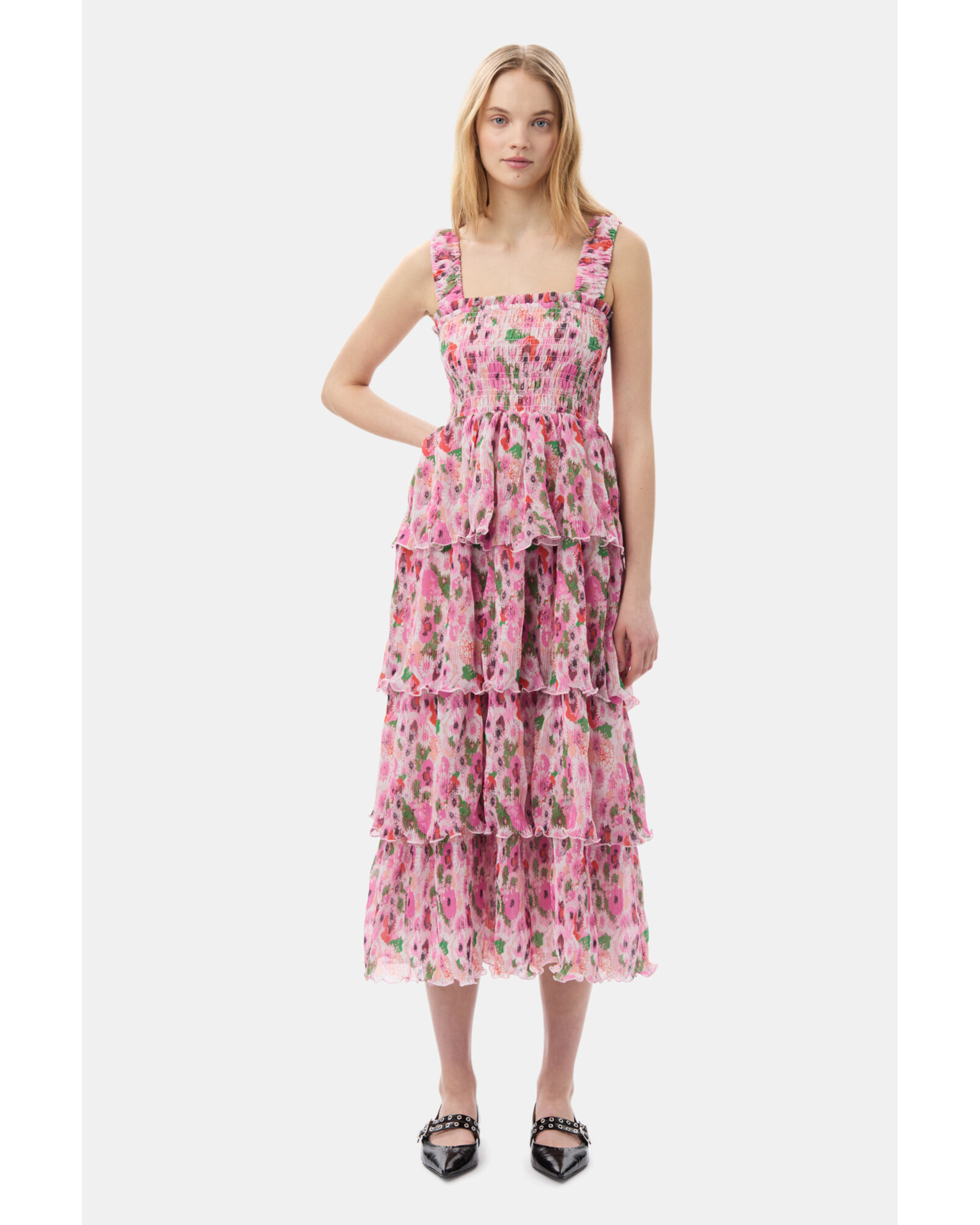 Pleated Georgette Smock Midi Dress - Endless - UAE Rental and Resale for Women's Fashion