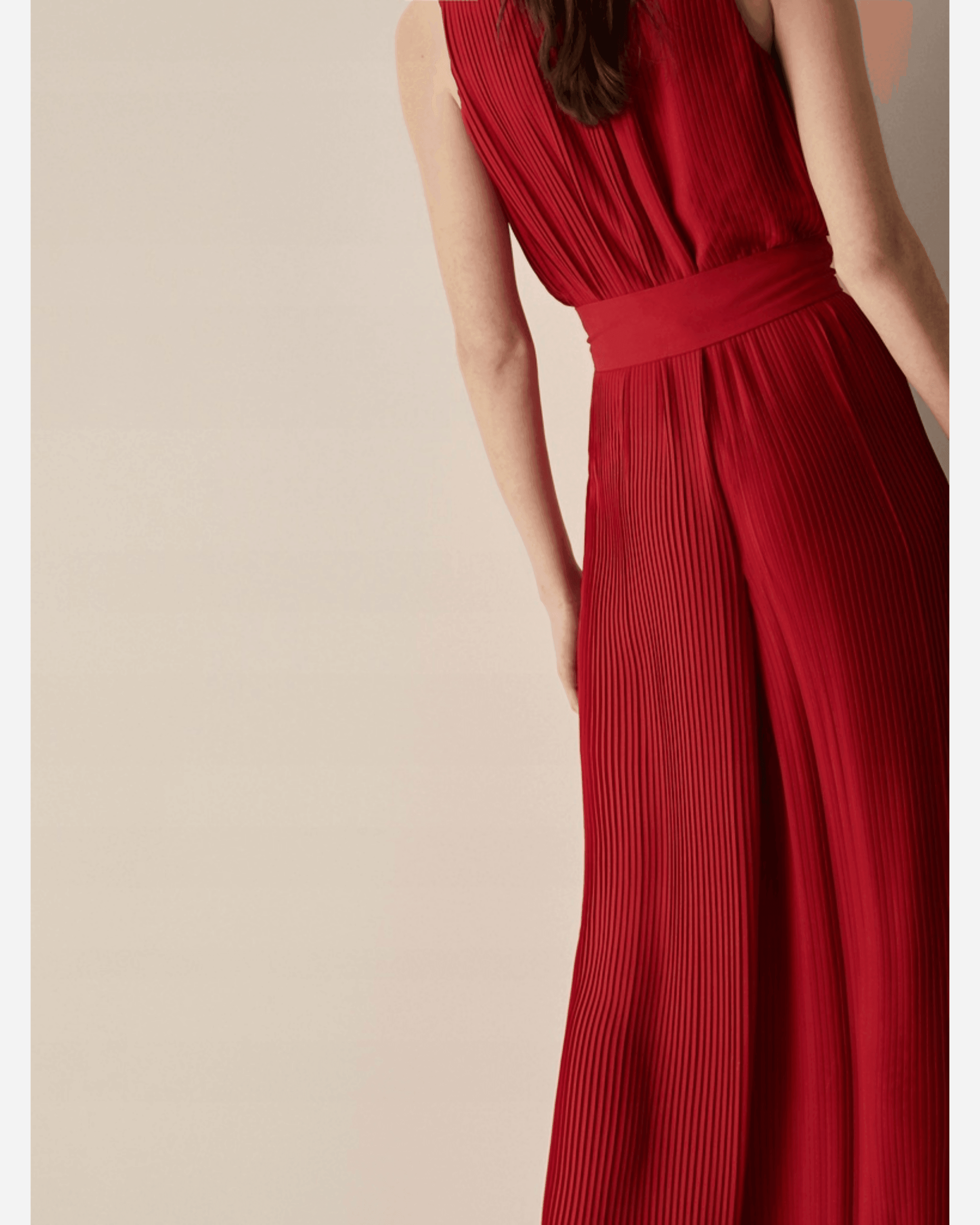 Pleated Jumpsuit - Endless - UAE Rental and Resale for Women's Fashion