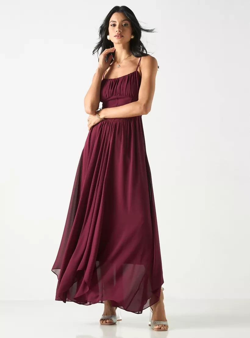 Plum Summer Midi Dress - Endless - UAE Rental and Resale for Women's Fashion