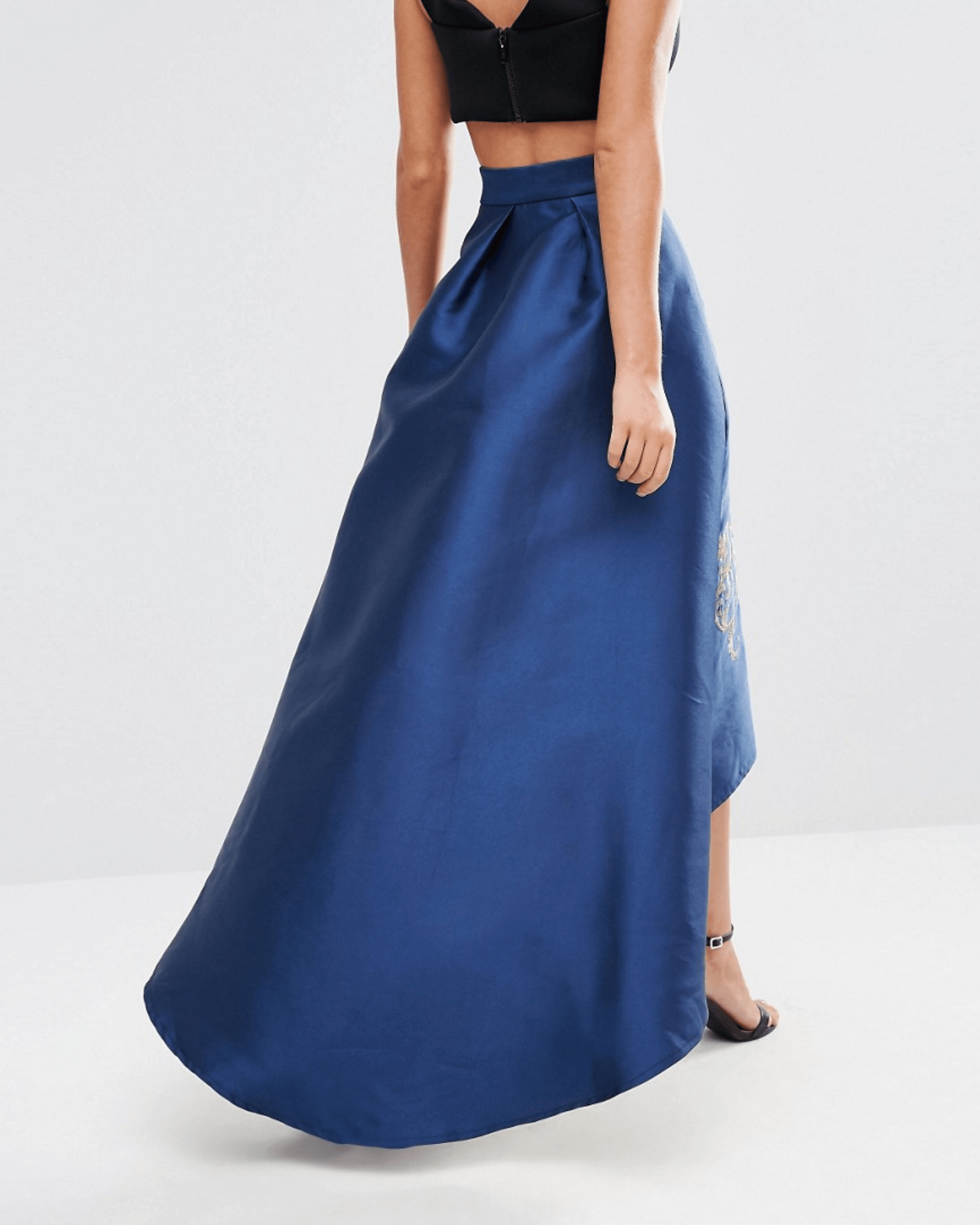 Premium Full Midi Skirt - Endless - UAE Rental and Resale for Women's Fashion