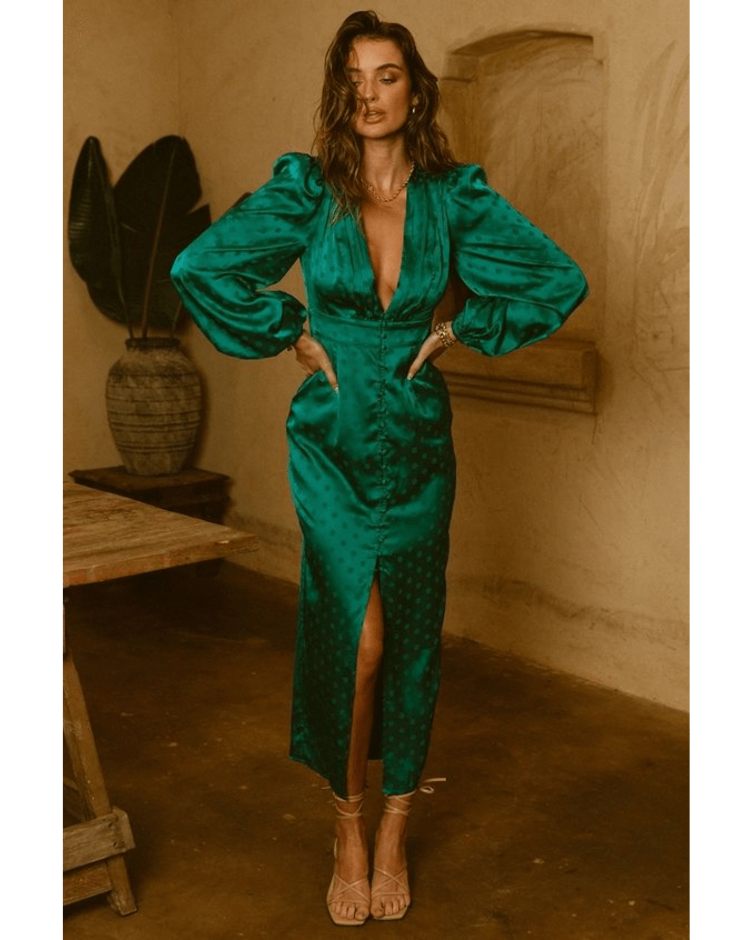 Rapture Midi Dress - Endless - UAE Rental and Resale for Women's Fashion