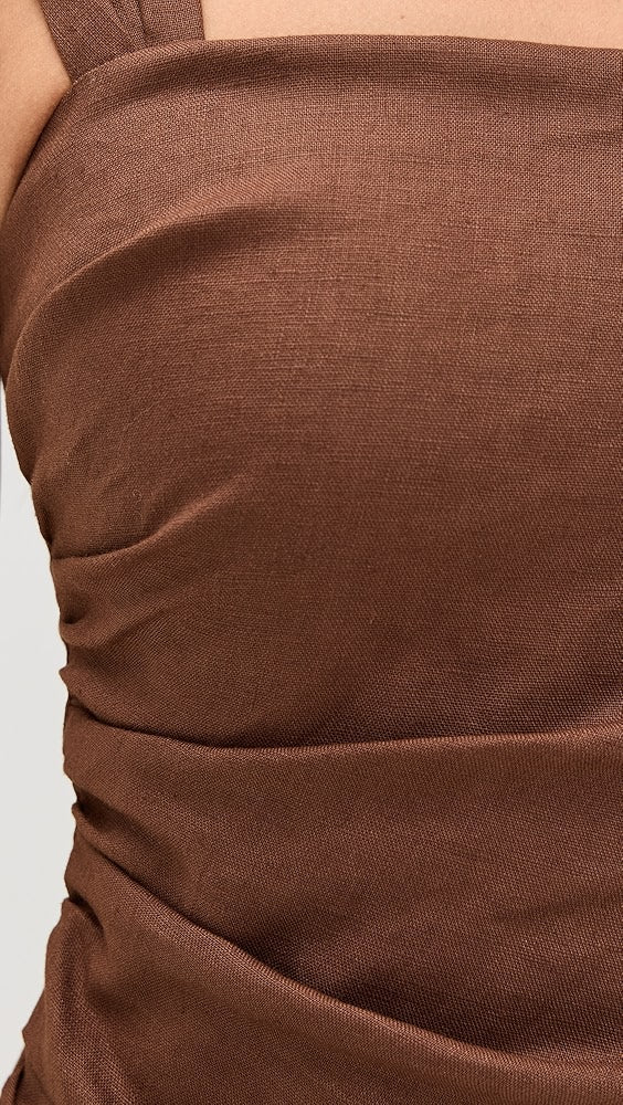 Clemente Linen Dress in brown with ruched detailing and high slit — Reformation | Endless UAE