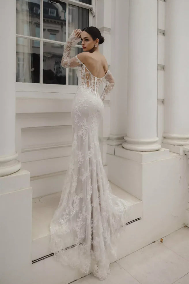Ridge lace wedding dress with long sleeves and open back — JESSICA COUTURE | Endless UAE