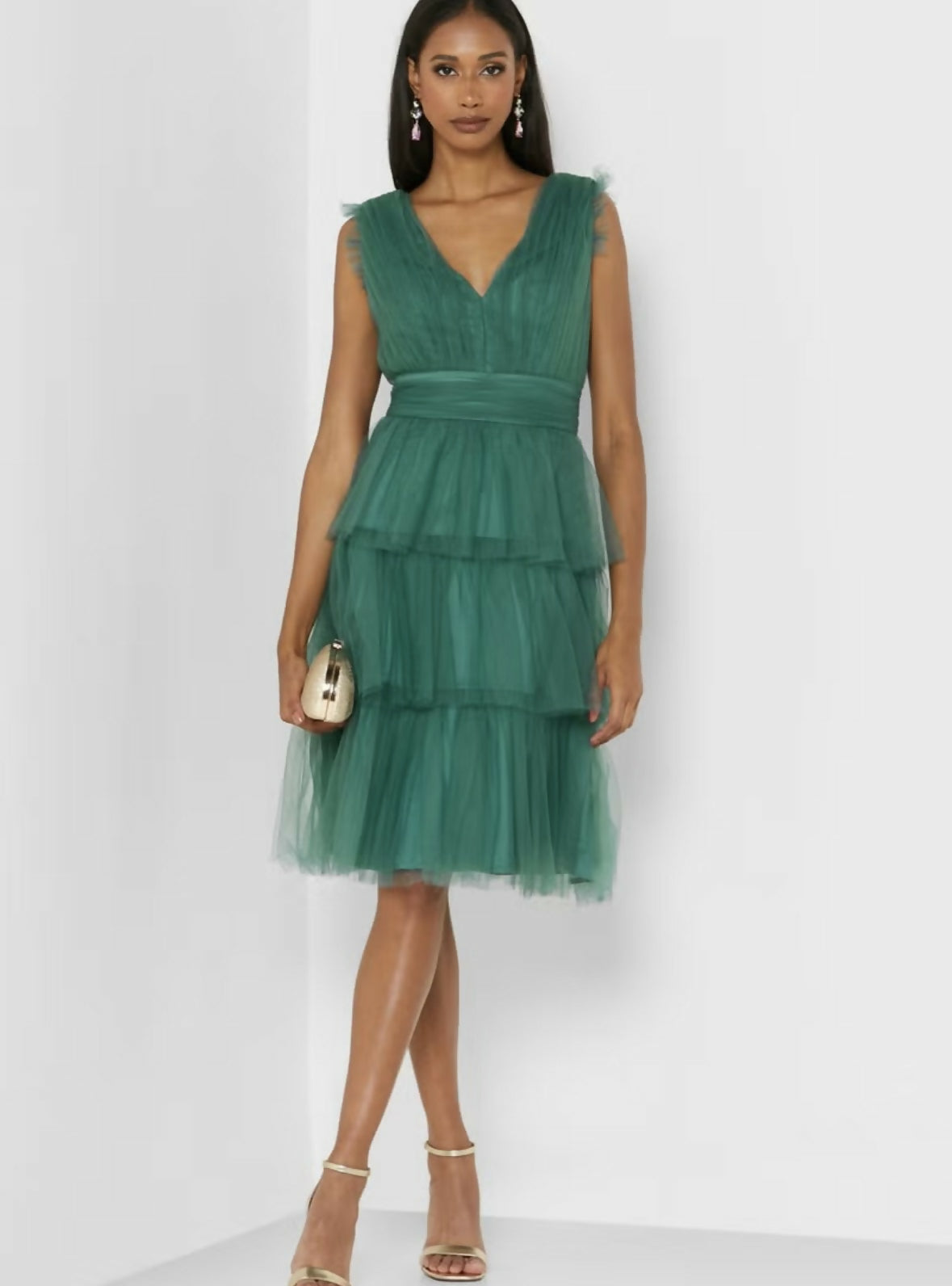 Ruffled Green Midi Dress - Endless - UAE Rental and Resale for Women's Fashion