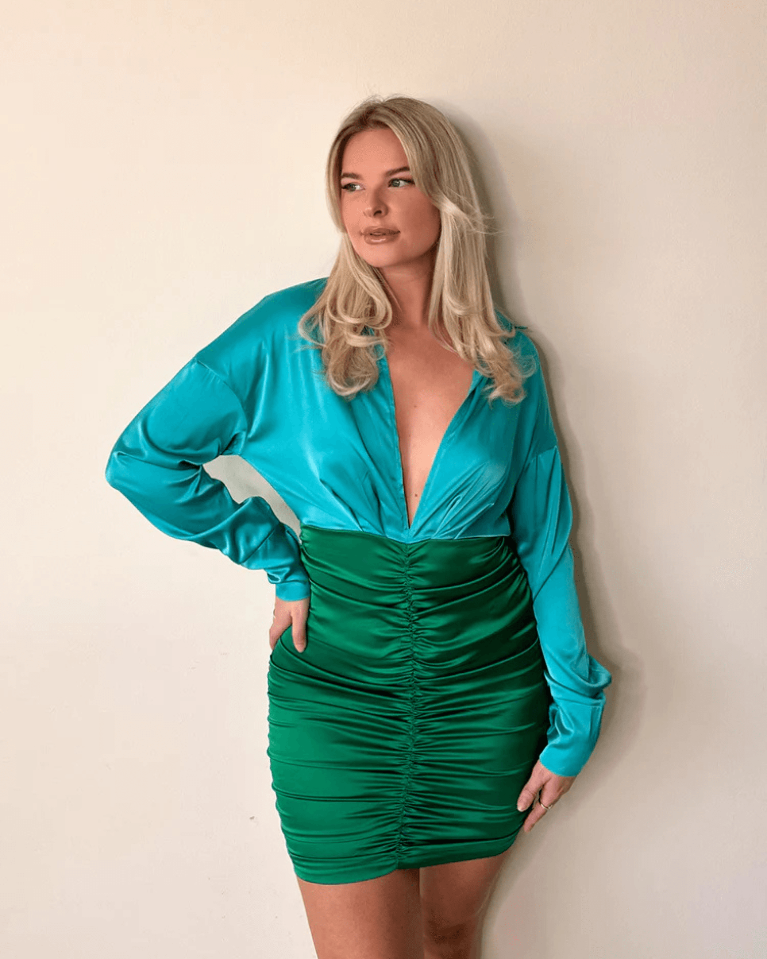 Runway the label shirt dress - Endless - UAE Rental and Resale for Women's Fashion