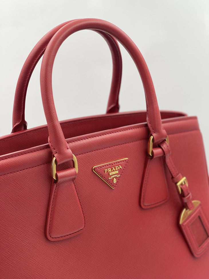 Saffiano Lux Leather Parabole - Endless - UAE Rental and Resale for Women's Fashion