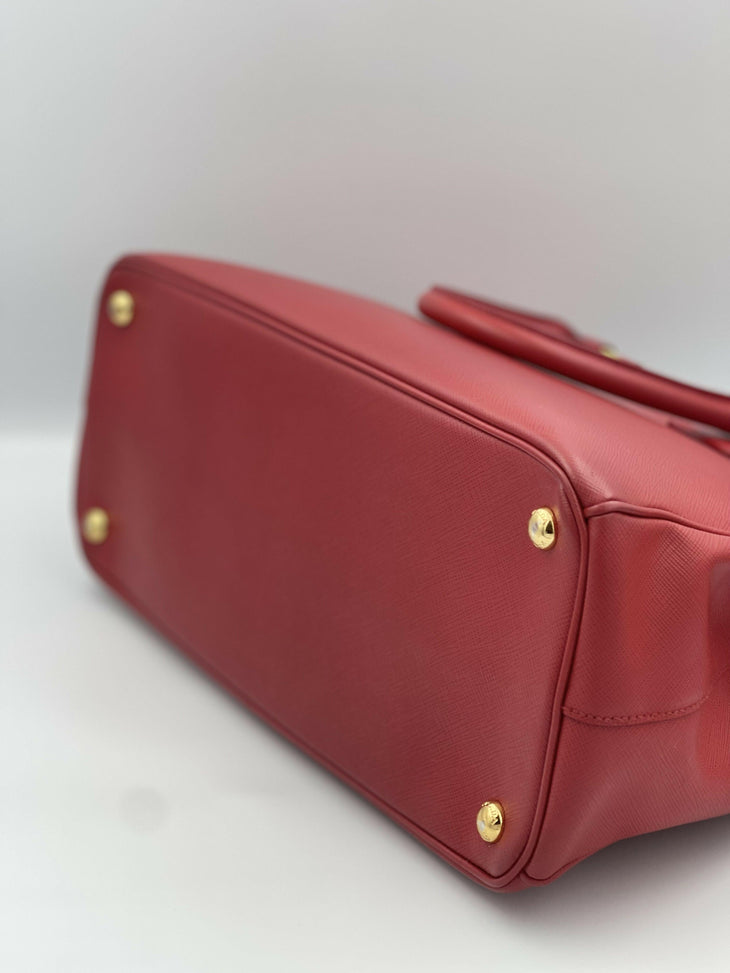 Saffiano Lux Leather Parabole - Endless - UAE Rental and Resale for Women's Fashion