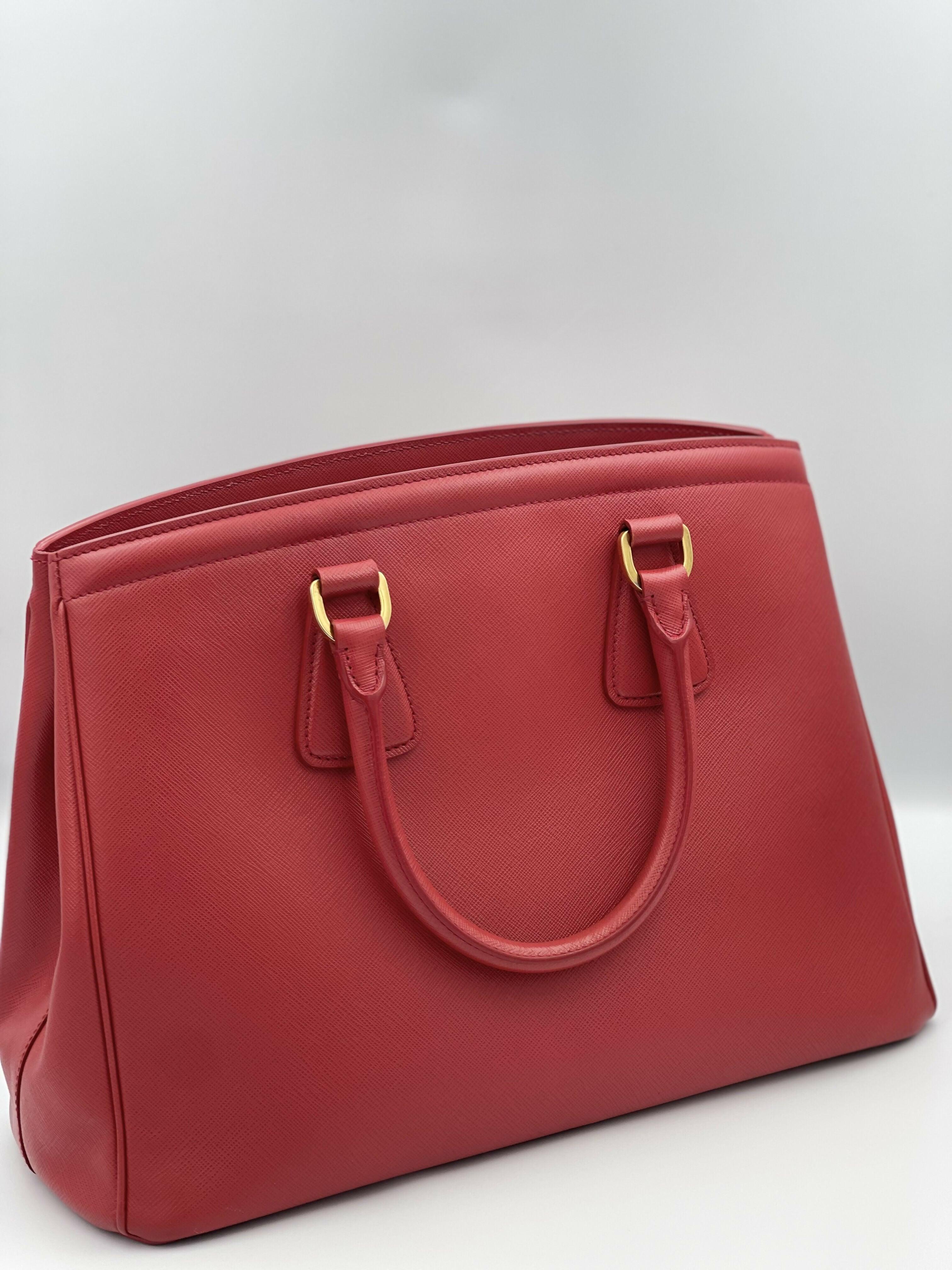 Saffiano Lux Leather Parabole - Endless - UAE Rental and Resale for Women's Fashion