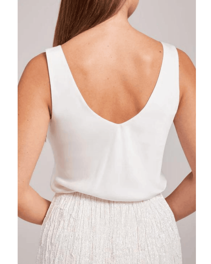 Sara White Skirt - Endless - UAE Rental and Resale for Women's Fashion