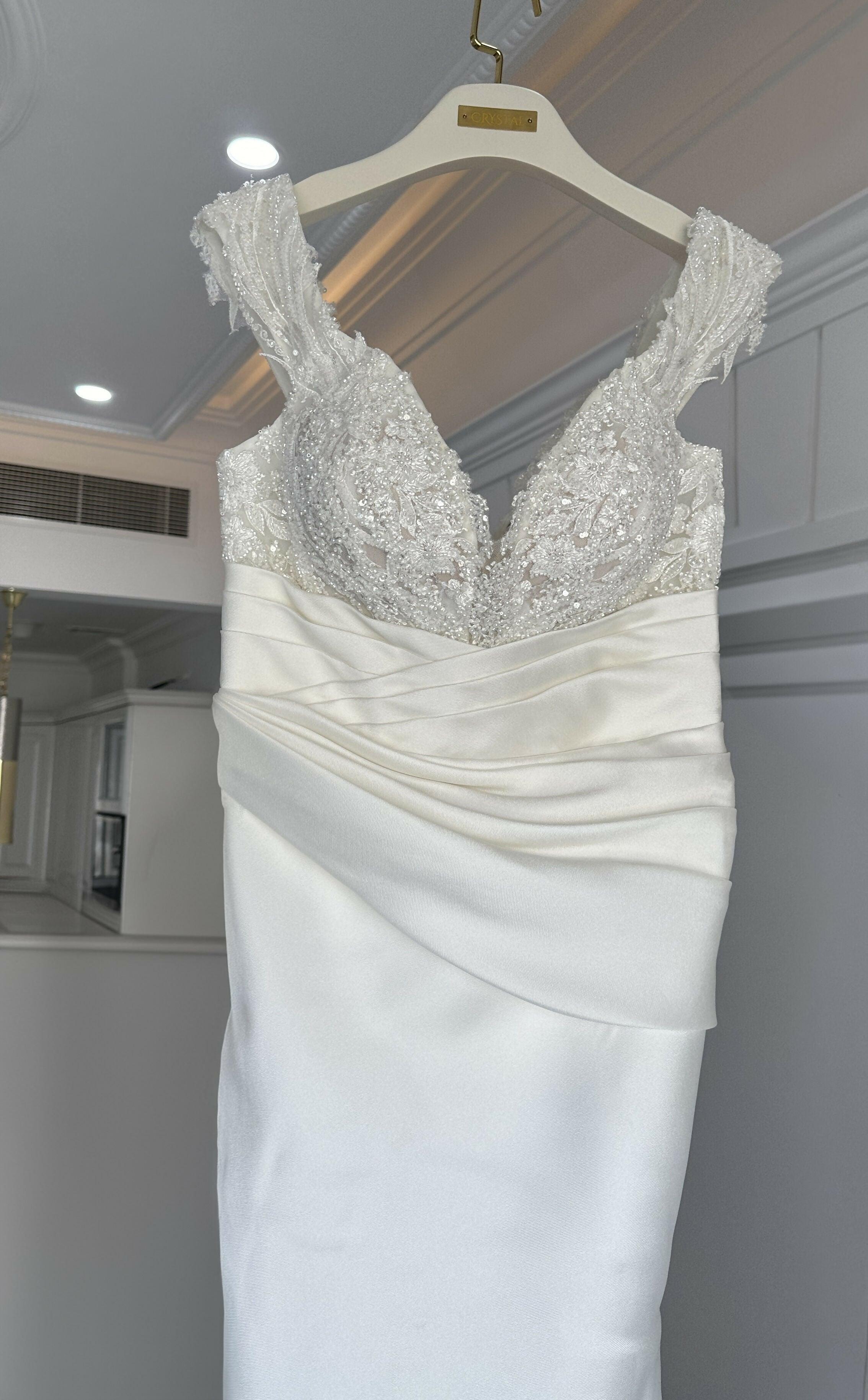 Scandi Wedding Dress - Endless - UAE Rental and Resale for Women's Fashion