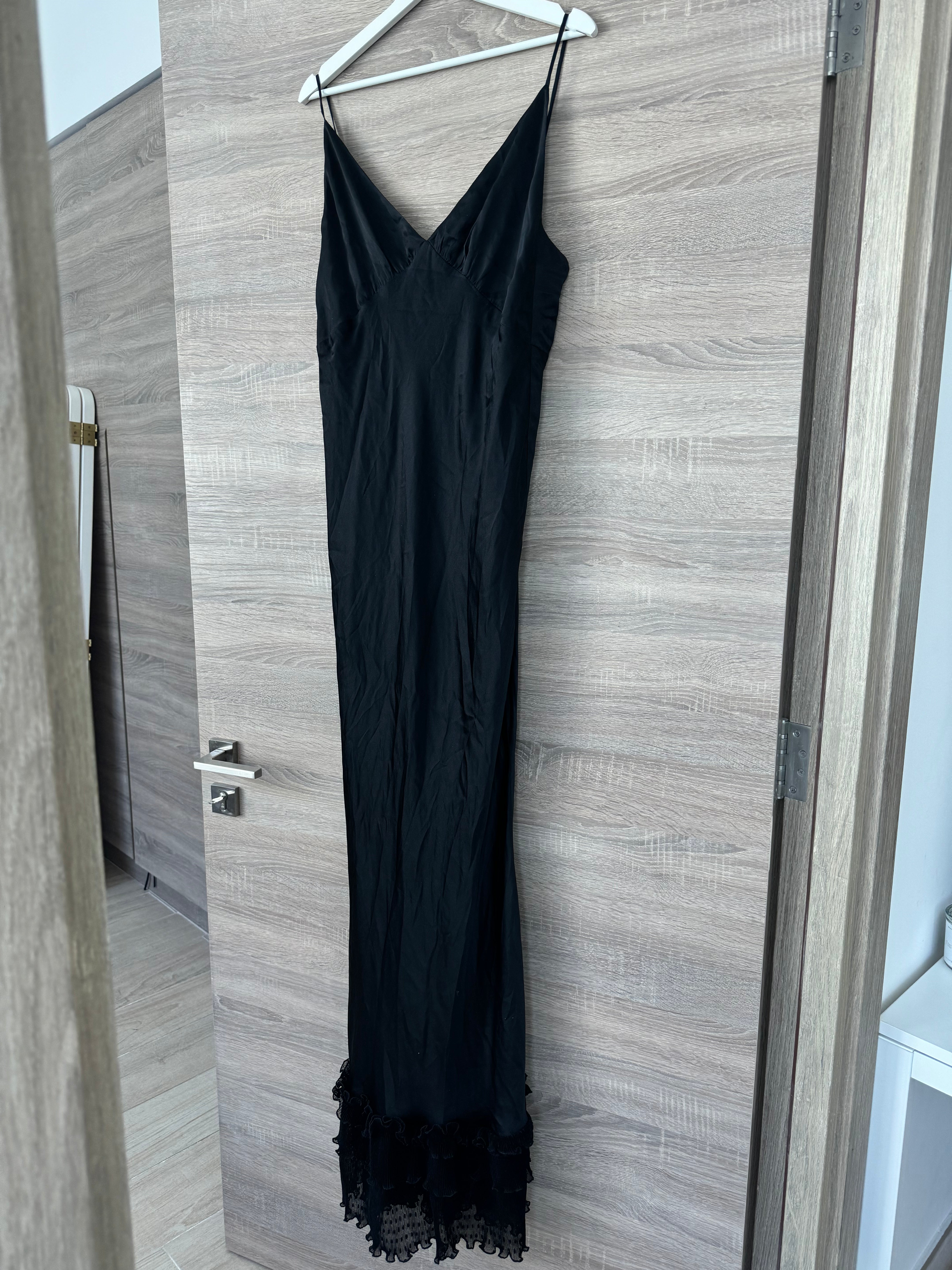 Silk Lace Hem Maxi Dress - Endless - UAE Rental and Resale for Women's Fashion