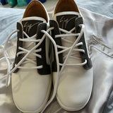 Sneakers In White - Endless - UAE Rental and Resale for Women's Fashion