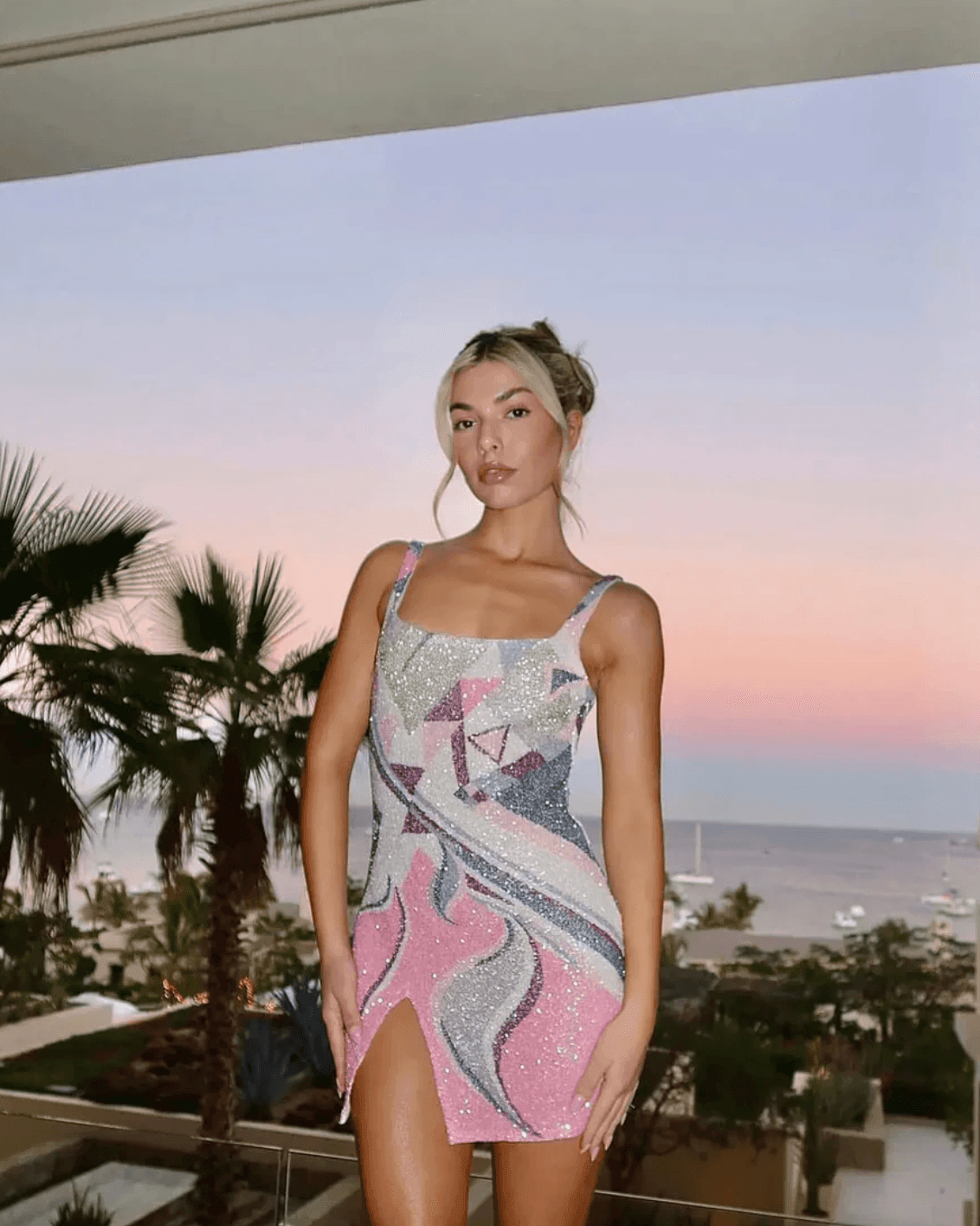 Sofia Hand Beaded Party Dress - Endless - UAE Rental and Resale for Women's Fashion