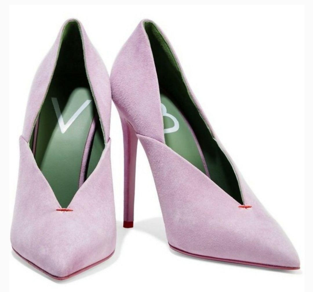 Suede D'Orsay Pumps - Endless - UAE Rental and Resale for Women's Fashion