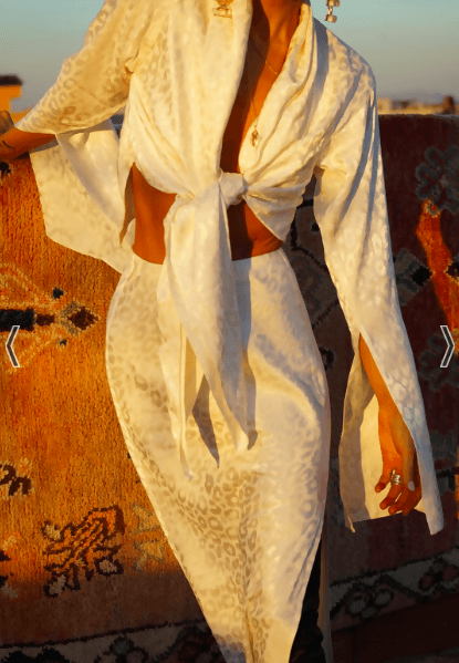 Sui Kimono Blouse - Endless - UAE Rental and Resale for Women's Fashion