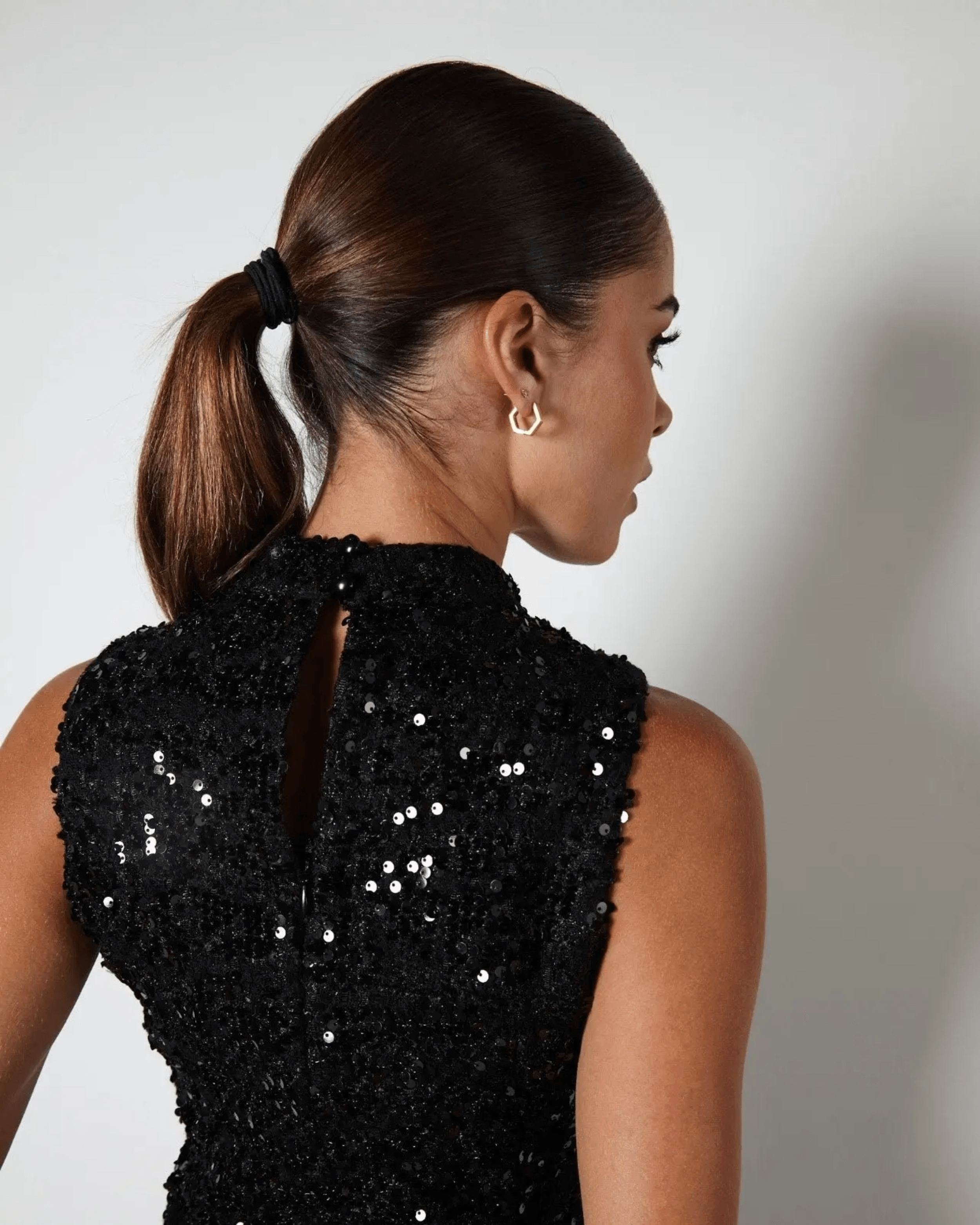 The Luxe Sequin Mini - Endless - UAE Rental and Resale for Women's Fashion