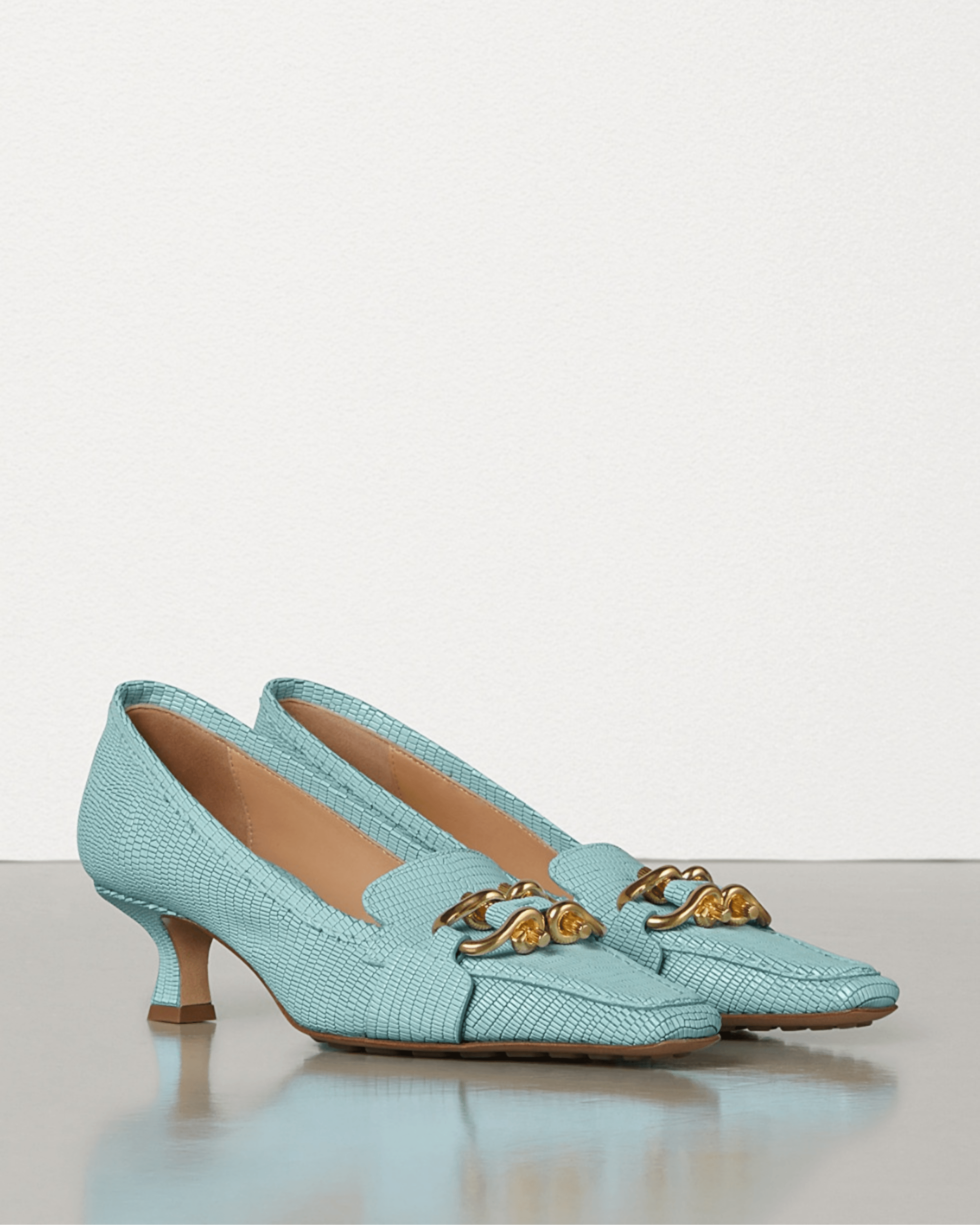 The Madame Pumps In Blue Lizard Embossed Leather - Endless - UAE Rental and Resale for Women's Fashion