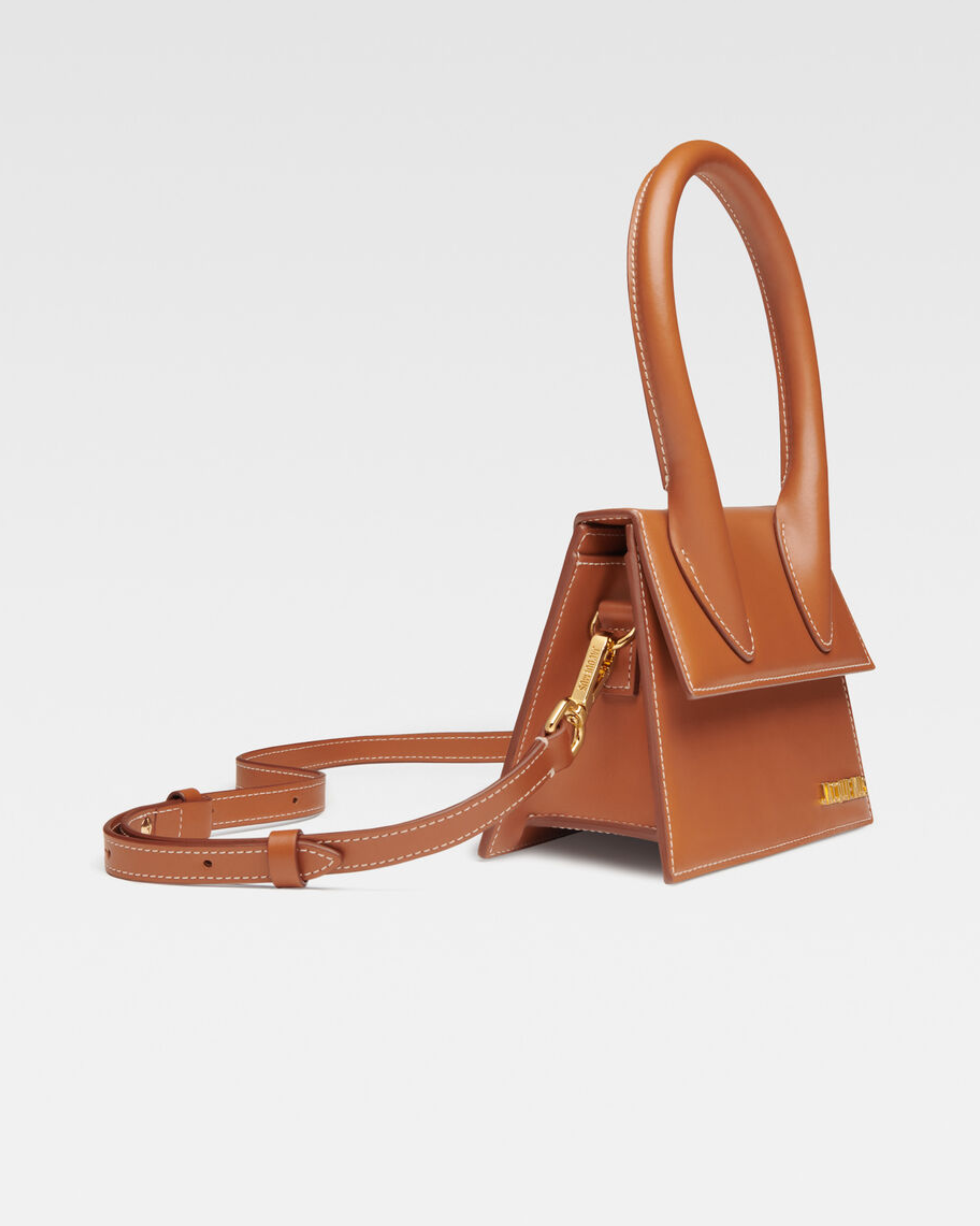 The Medium Chiquito - Endless - UAE Rental and Resale for Women's Fashion