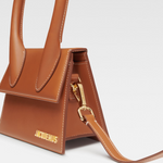 The Medium Chiquito - Endless - UAE Rental and Resale for Women's Fashion