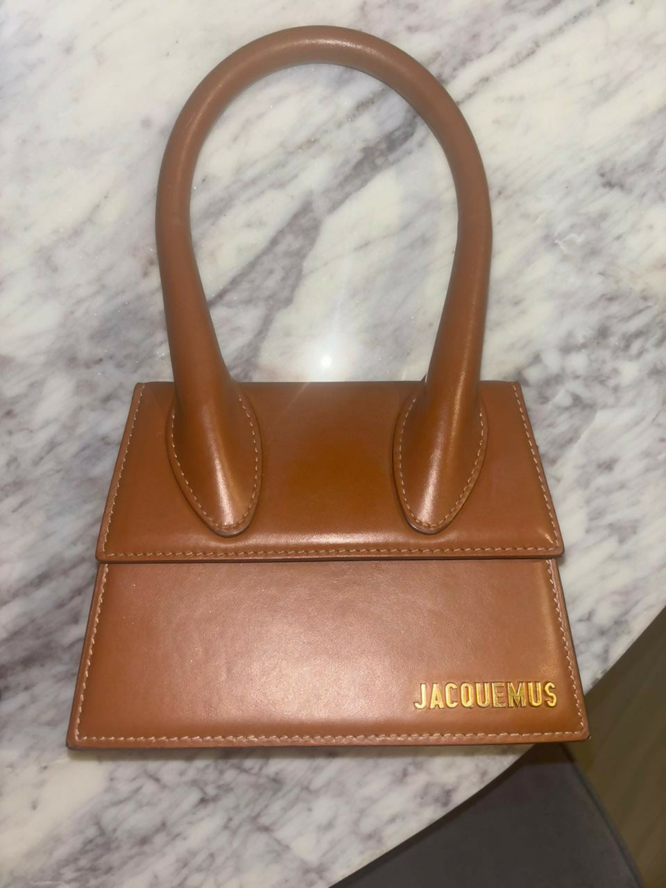 The Medium Chiquito - Endless - UAE Rental and Resale for Women's Fashion
