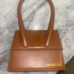 The Medium Chiquito - Endless - UAE Rental and Resale for Women's Fashion