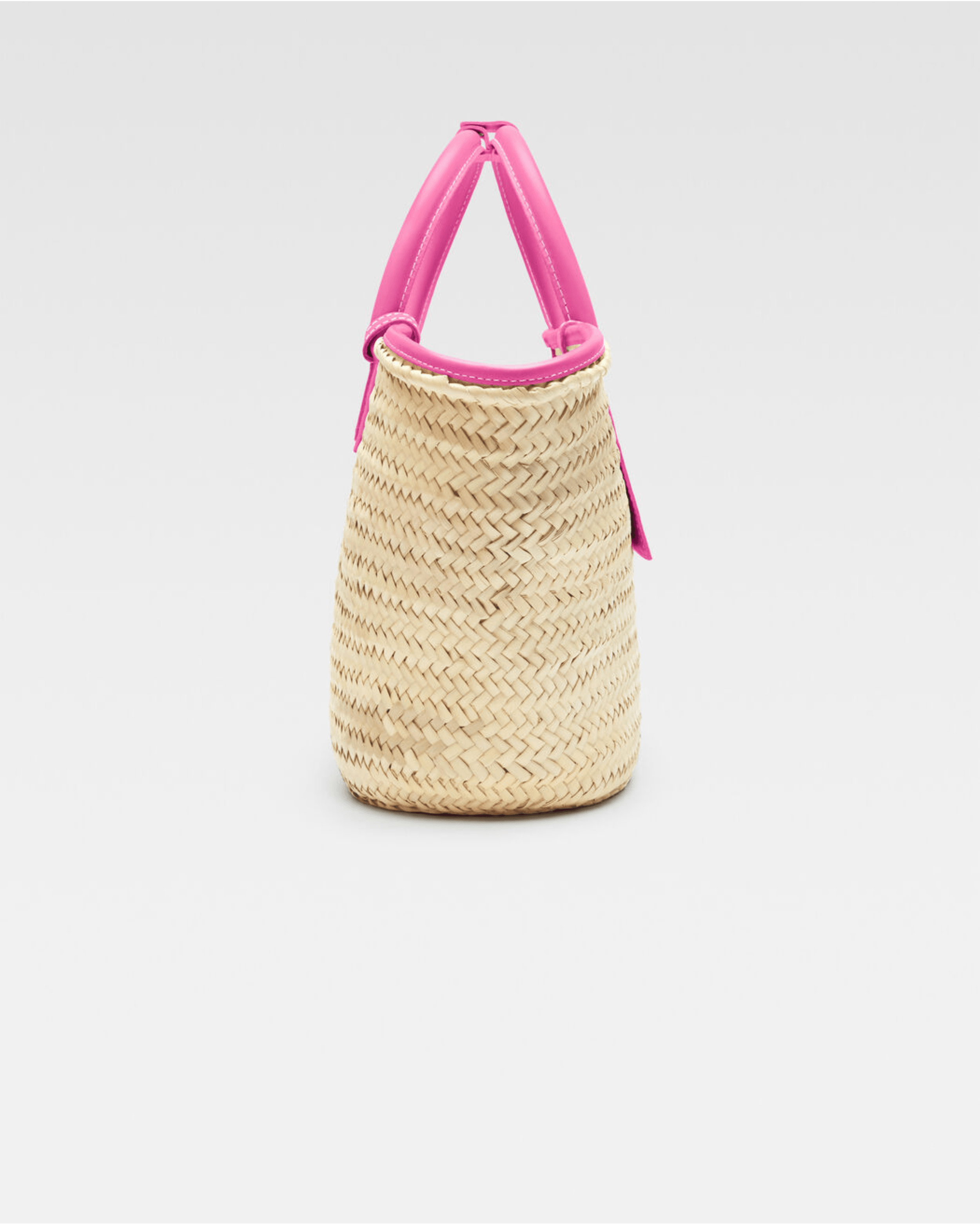 The Soli Straw Basket Bag - Endless - UAE Rental and Resale for Women's Fashion