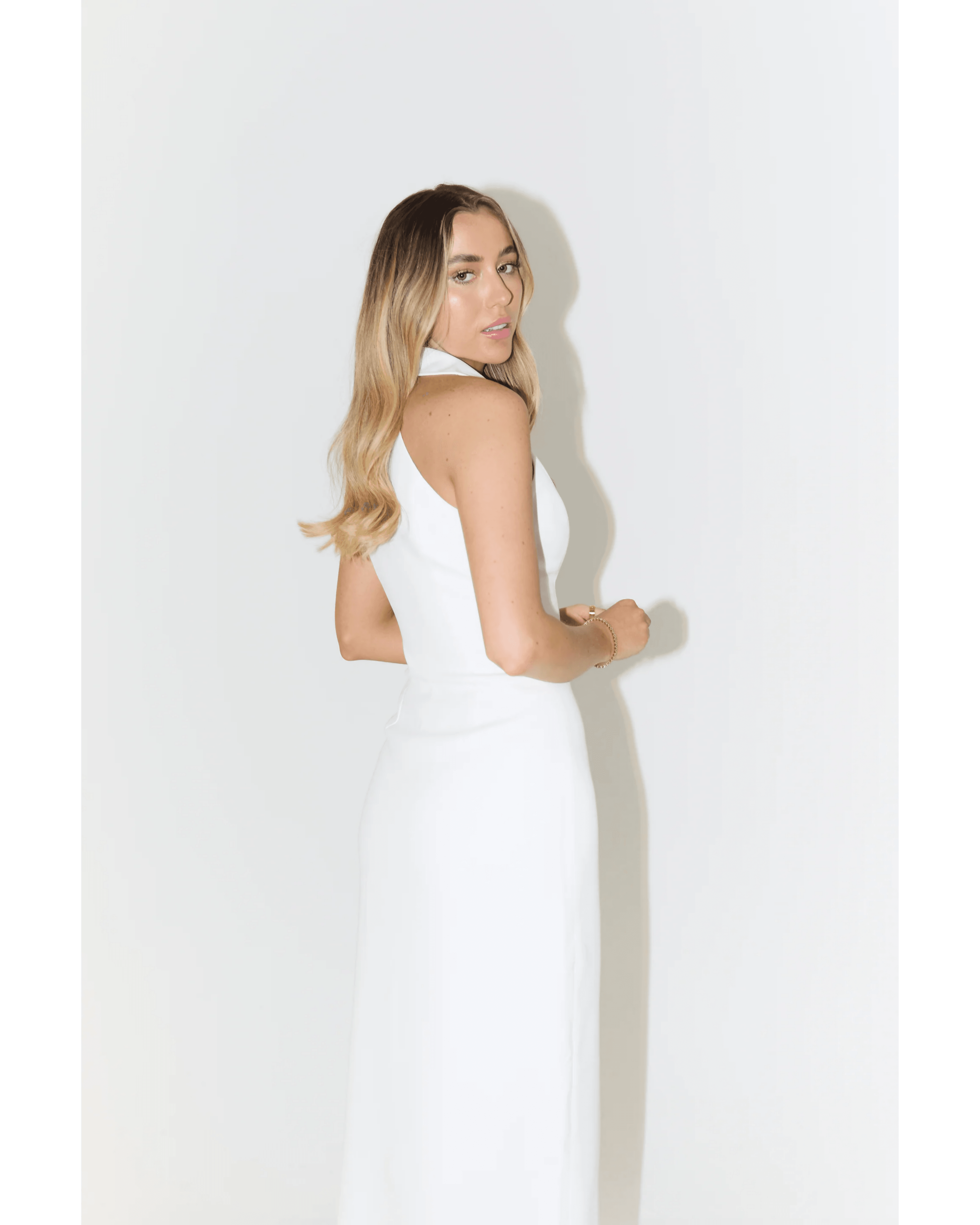 The Ultimate Muse Collar Maxi Dress - Endless - UAE Rental and Resale for Women's Fashion