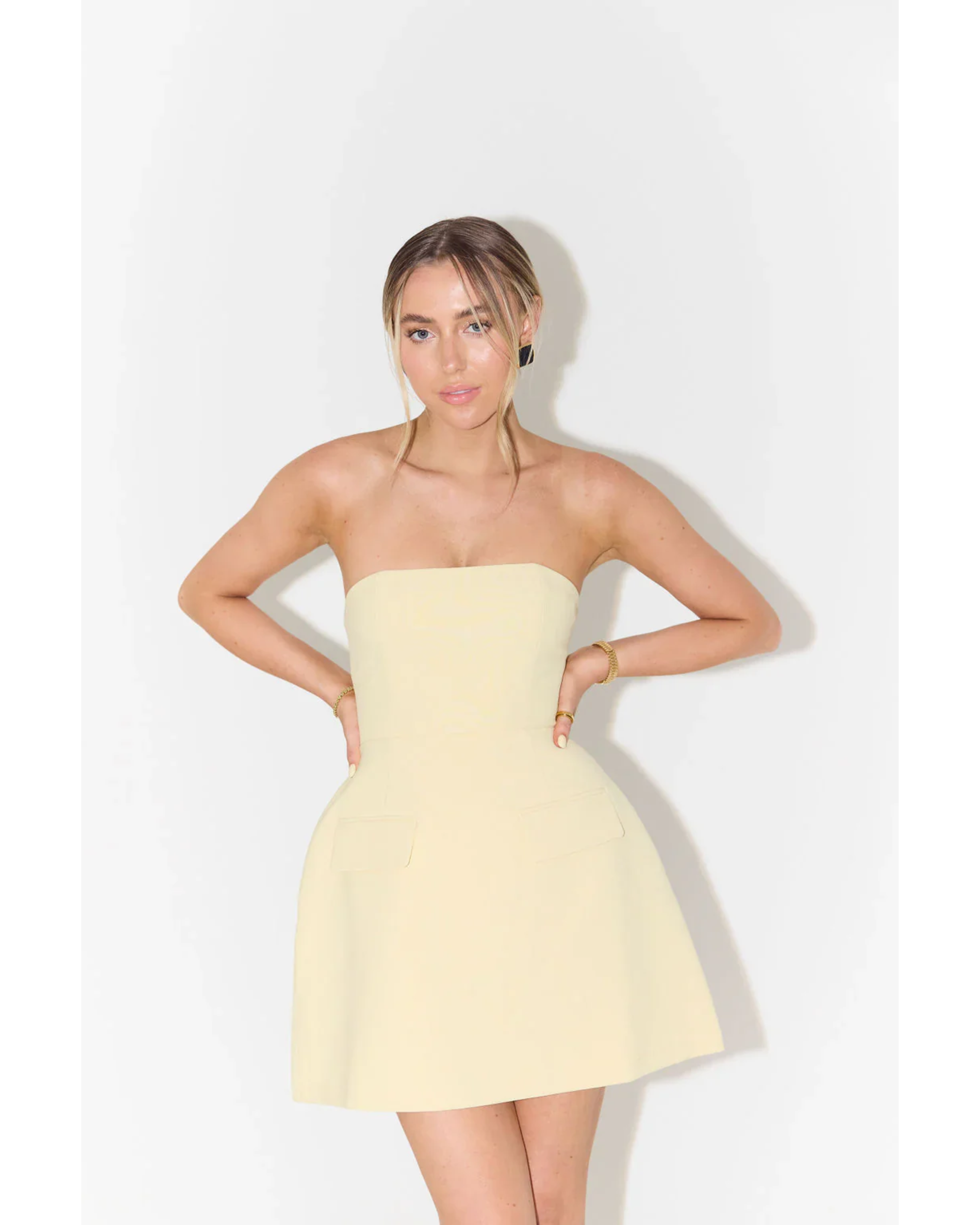 The Ultimate Muse Strapless Dress - Endless - UAE Rental and Resale for Women's Fashion