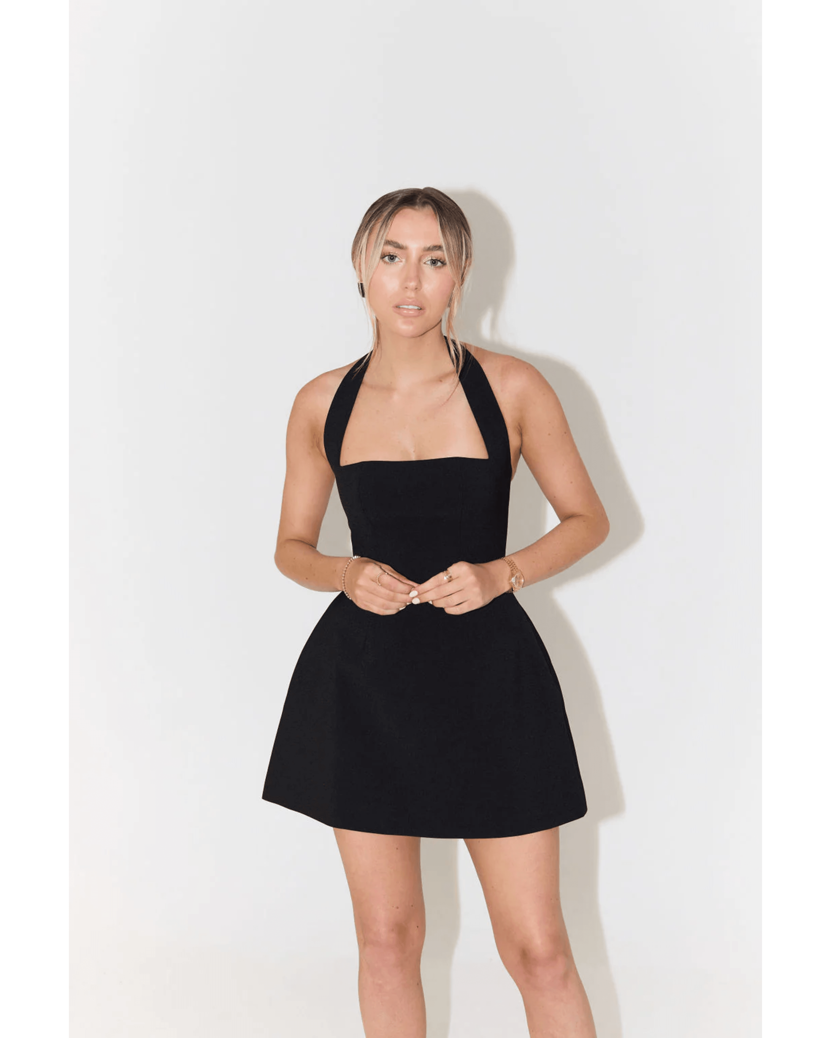 The Ultimate Muse Structured Mini Dress - Endless - UAE Rental and Resale for Women's Fashion