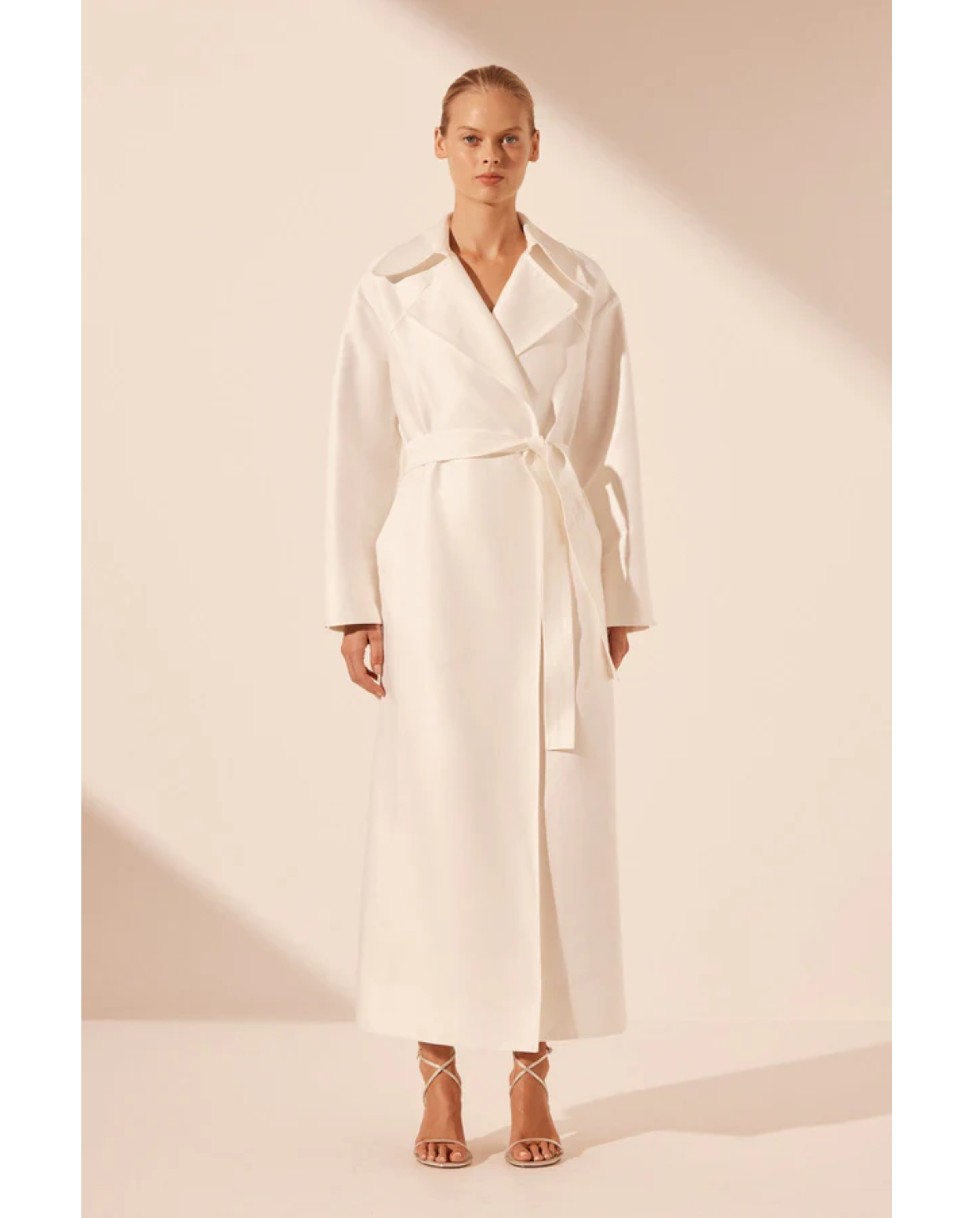 Thea Trench Coat - Endless - UAE Rental and Resale for Women's Fashion