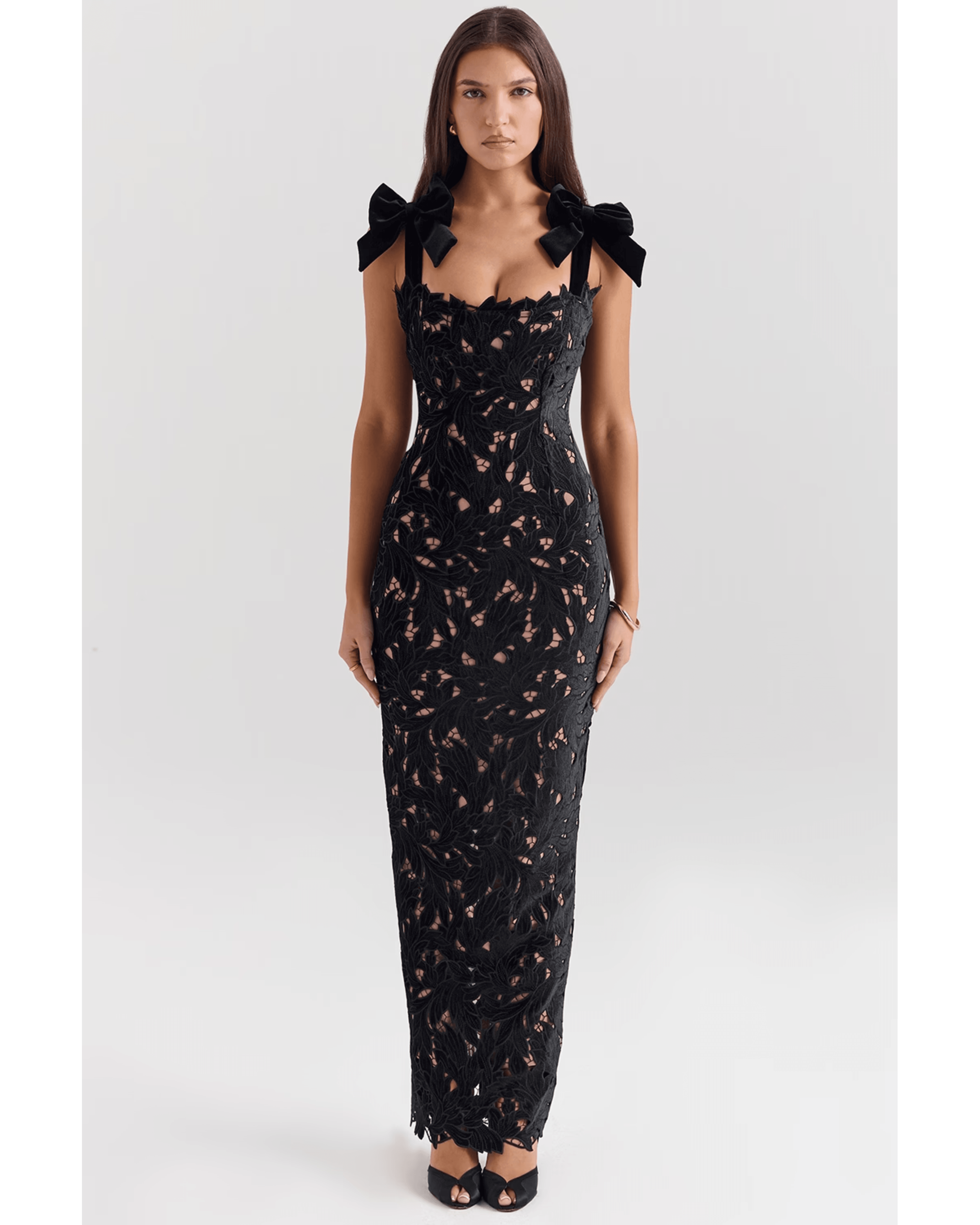 Tiff Black Velvet Lace Maxi Dress - Endless - UAE Rental and Resale for Women's Fashion