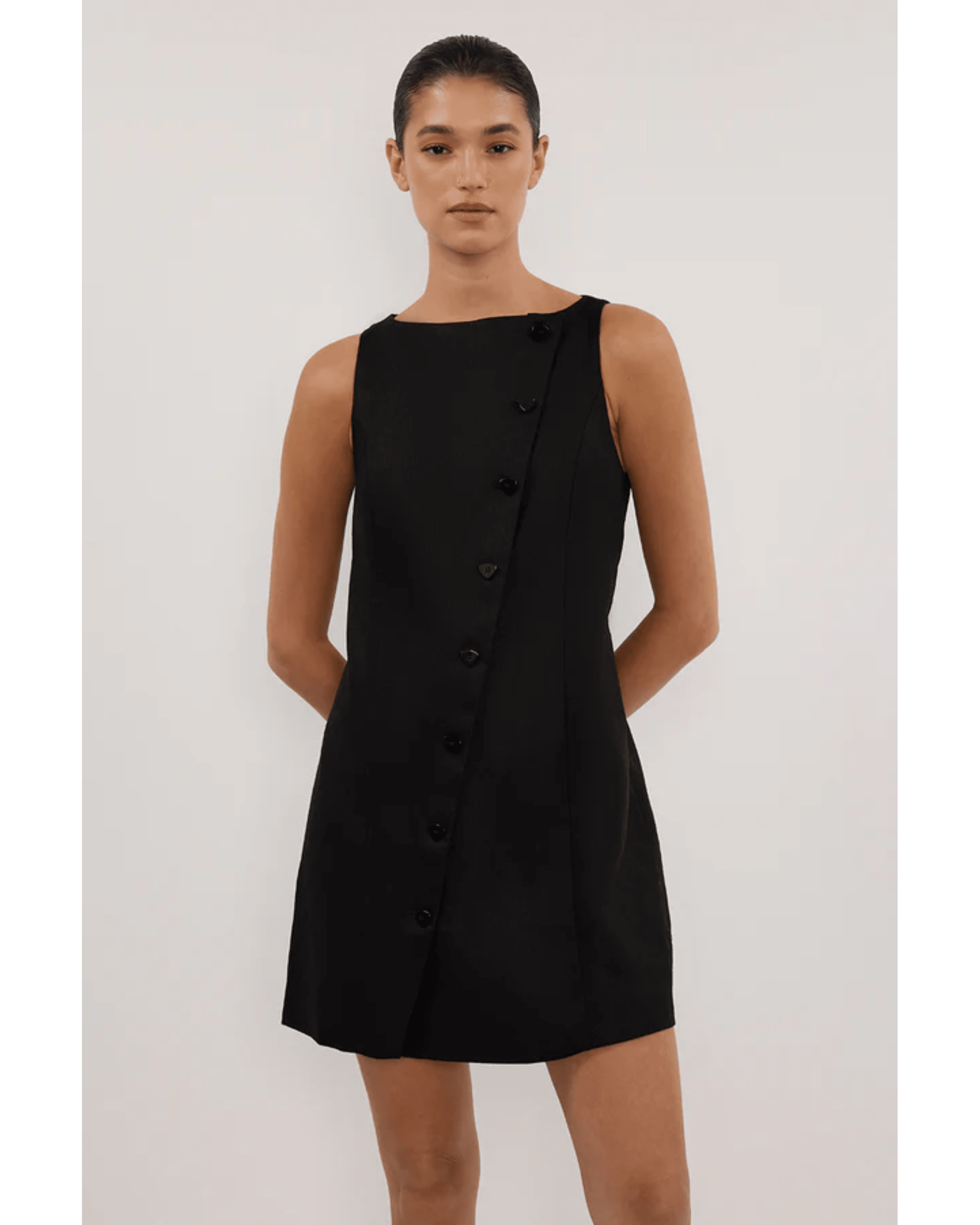 Tommy Black Linen Mini Dress - Endless - UAE Rental and Resale for Women's Fashion