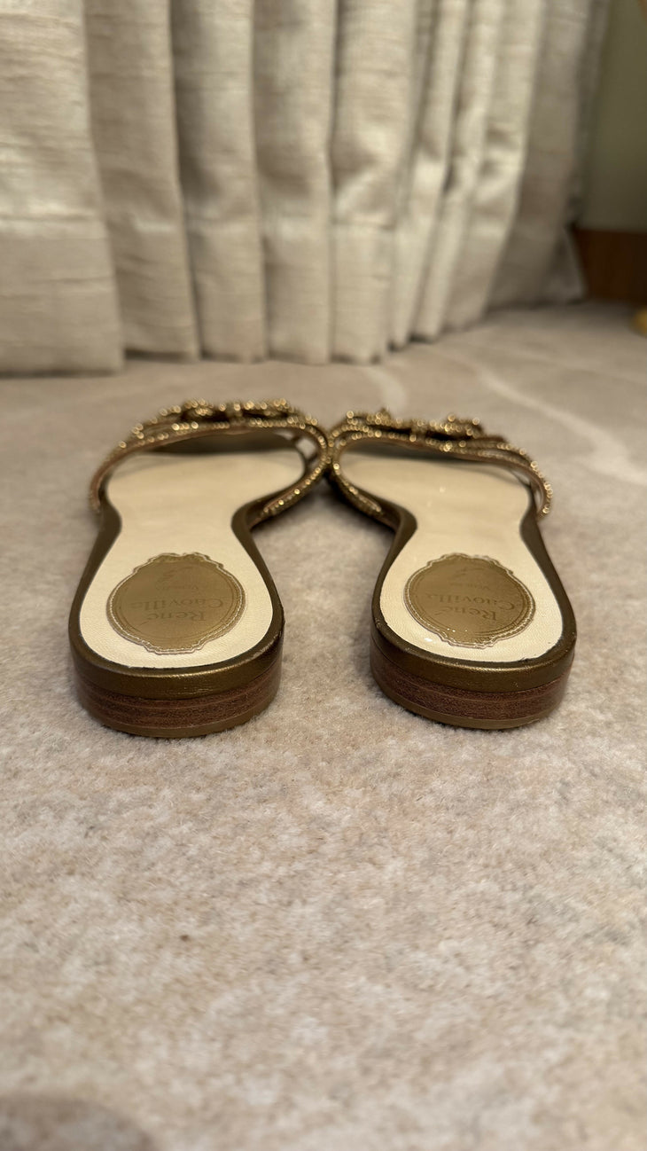 Strass flat sandals with embellished bow detail in cream and gold — Rene Caovilla | Endless UAE