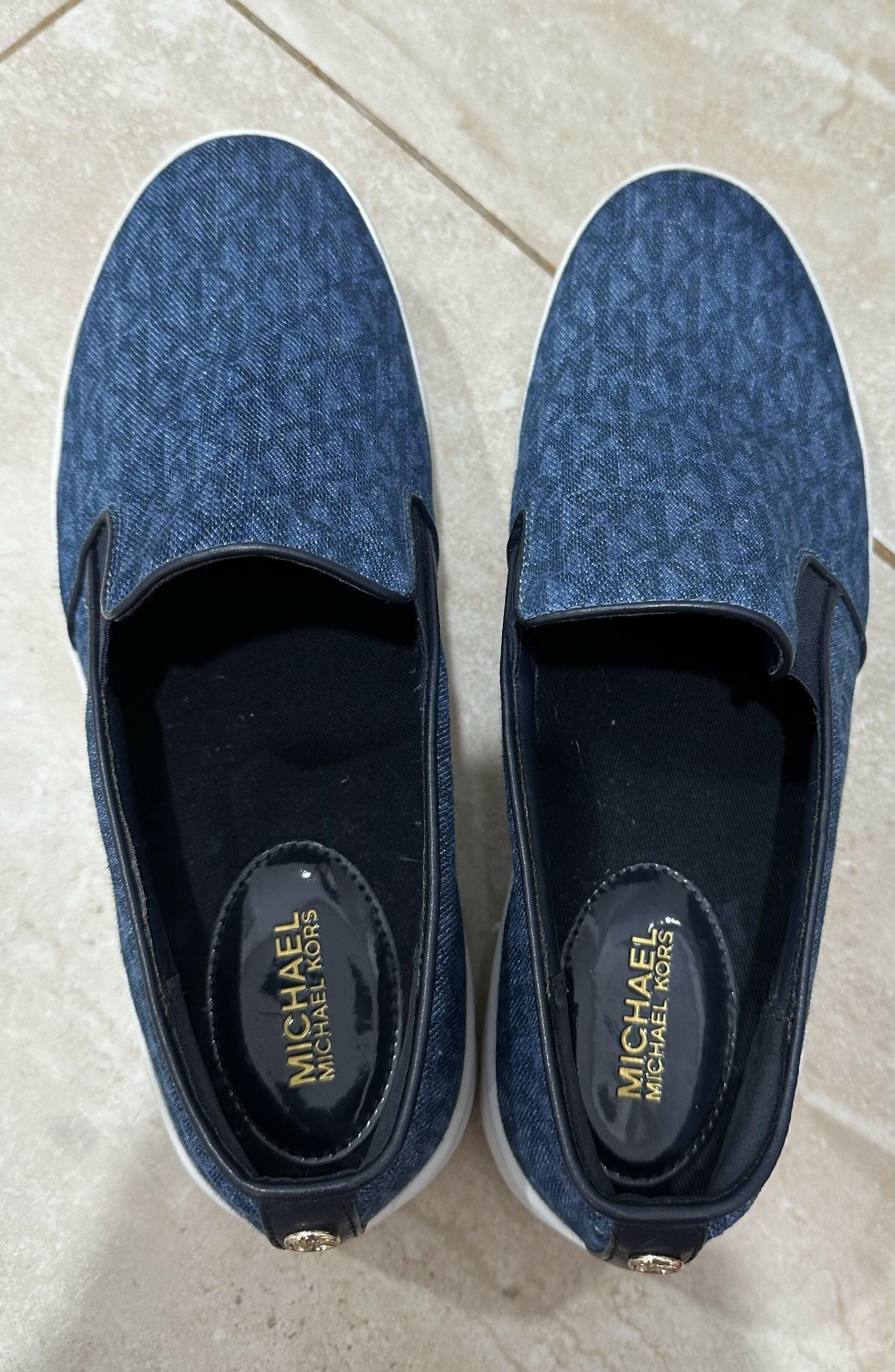 Trent Slip-On Sneakers - Endless - UAE Rental and Resale for Women's Fashion