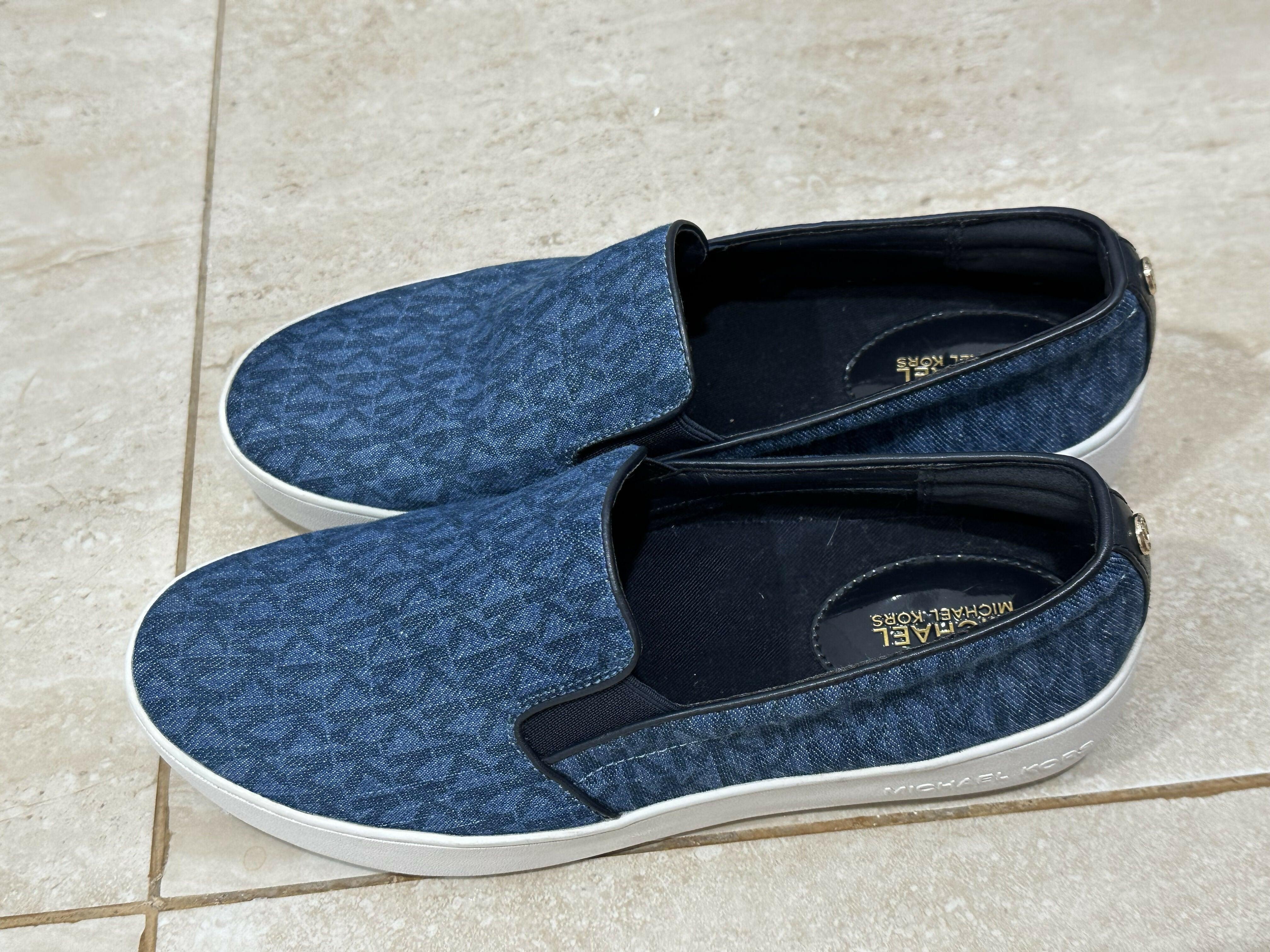 Trent Slip-On Sneakers - Endless - UAE Rental and Resale for Women's Fashion