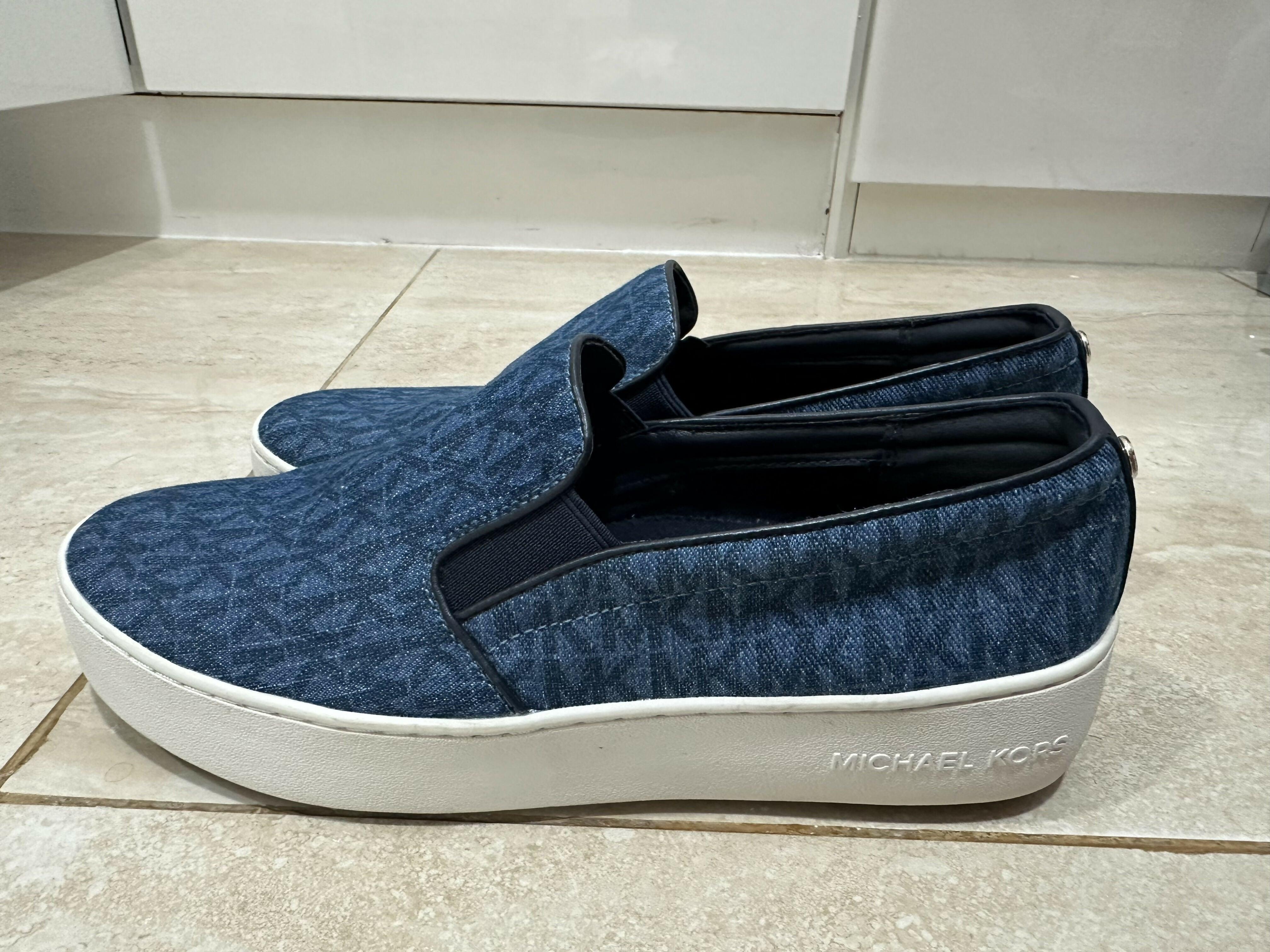 Trent Slip-On Sneakers - Endless - UAE Rental and Resale for Women's Fashion