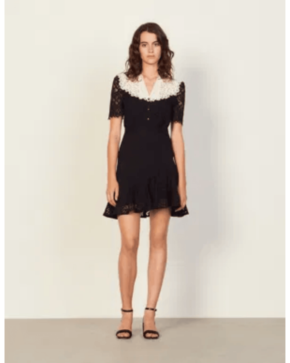 Two-Tone Lace Dress - Endless - UAE Rental and Resale for Women's Fashion