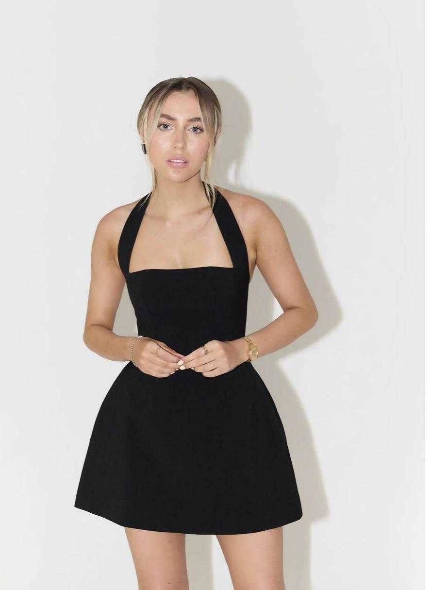 Ultimate Muse Structured Mini Dress - Endless - UAE Rental and Resale for Women's Fashion