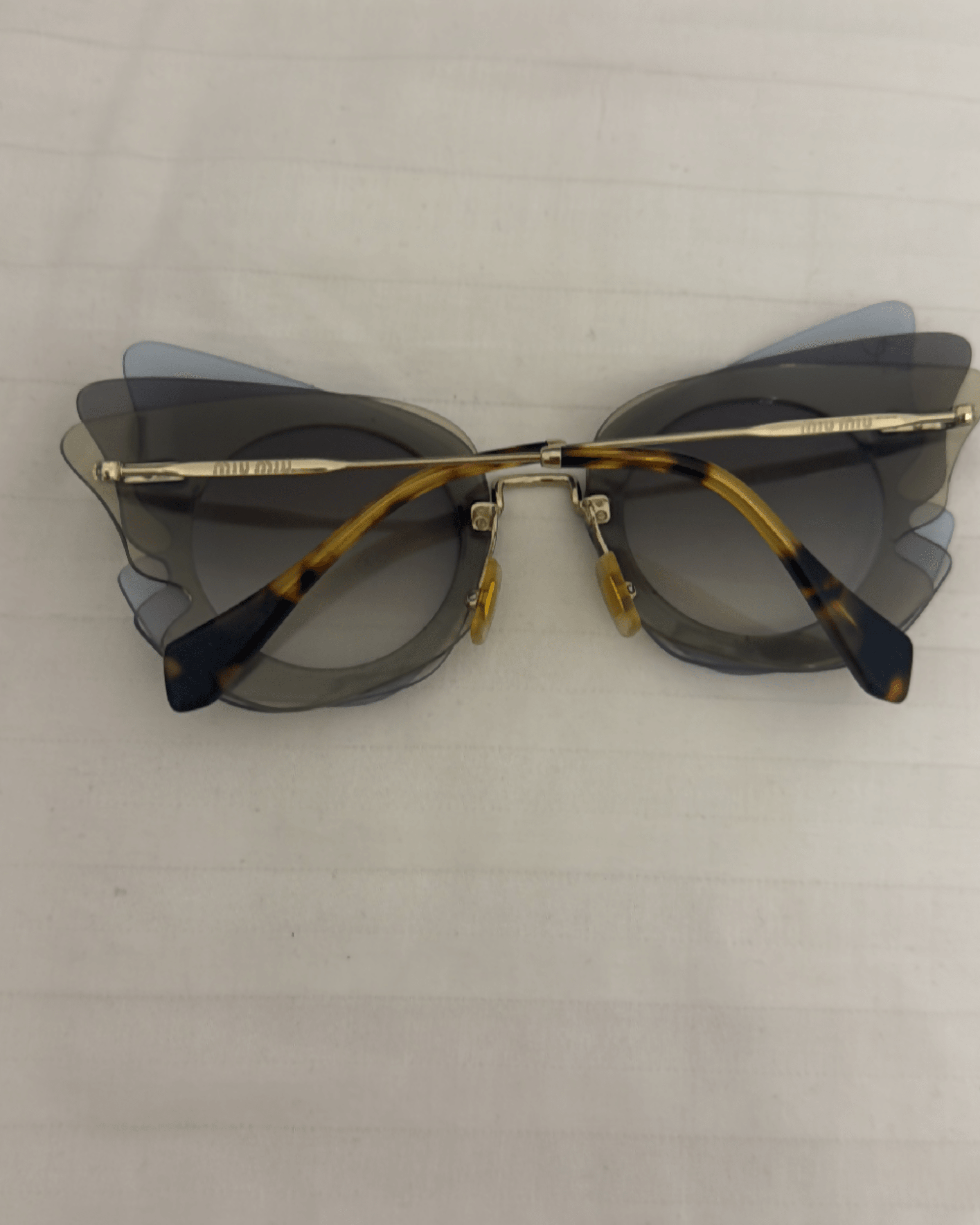 VA43C2 Sunglasses - Endless - UAE Rental and Resale for Women's Fashion