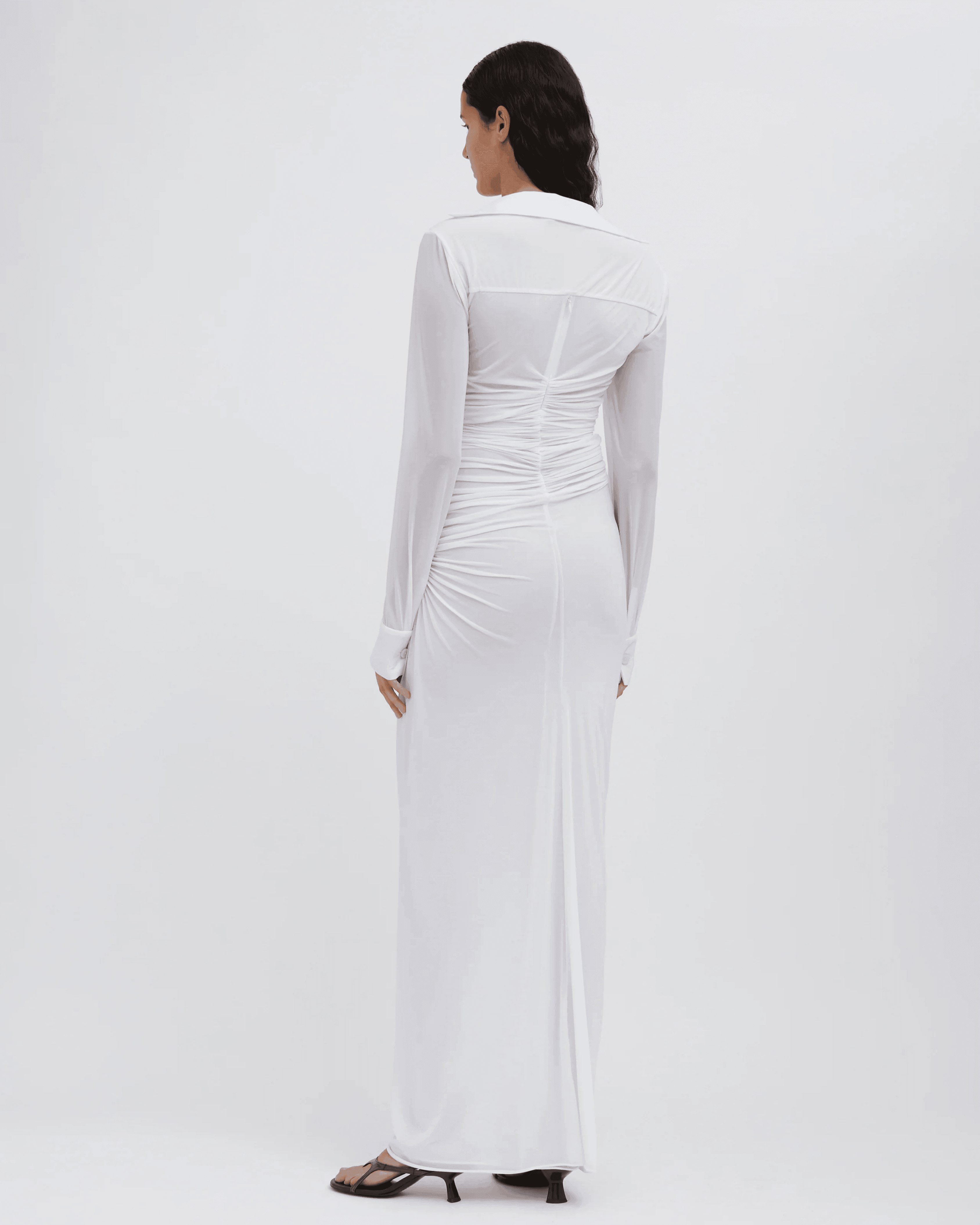 Venus Plunge Shirt Dress - Endless - UAE Rental and Resale for Women's Fashion