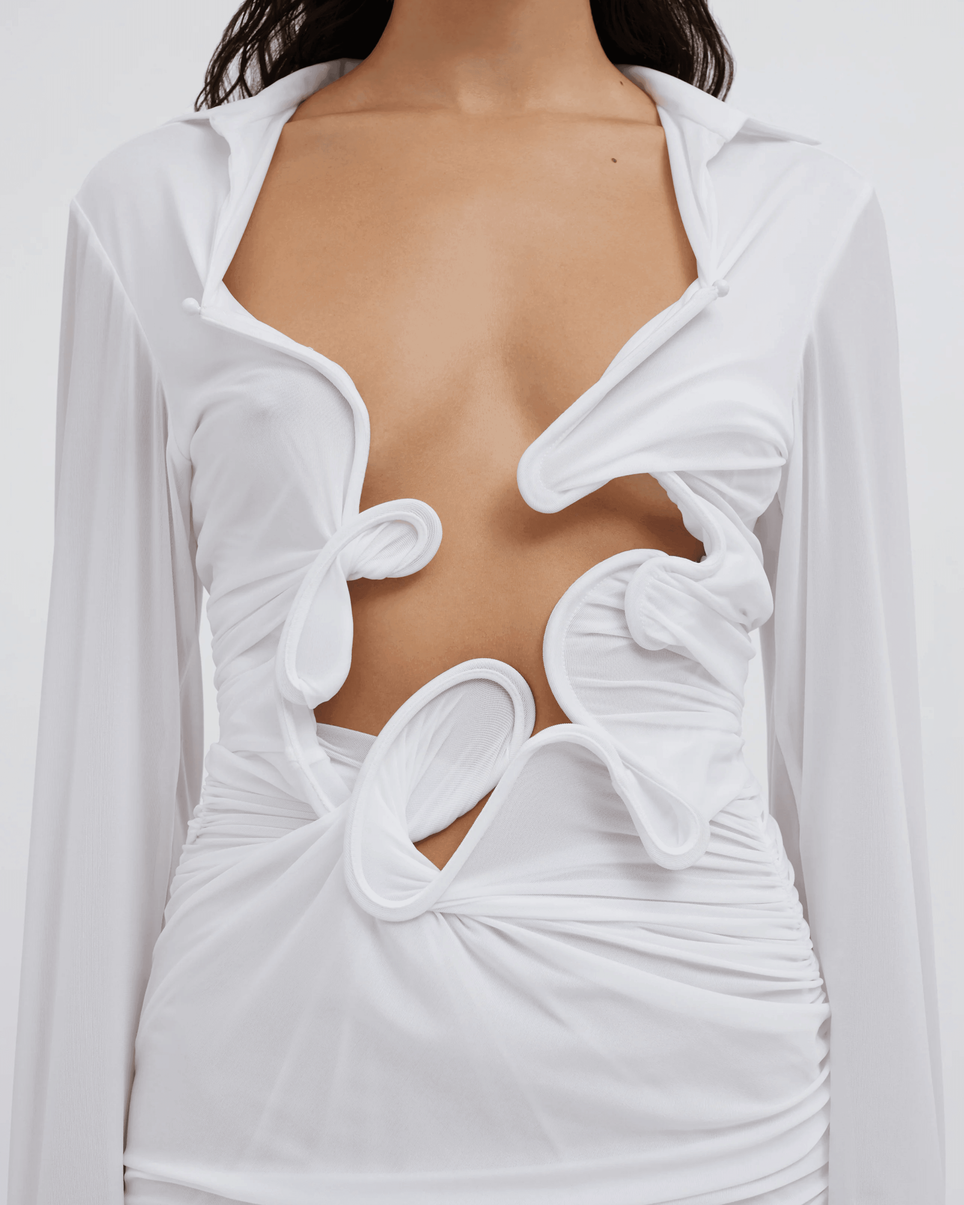 Venus Plunge Shirt Dress - Endless - UAE Rental and Resale for Women's Fashion