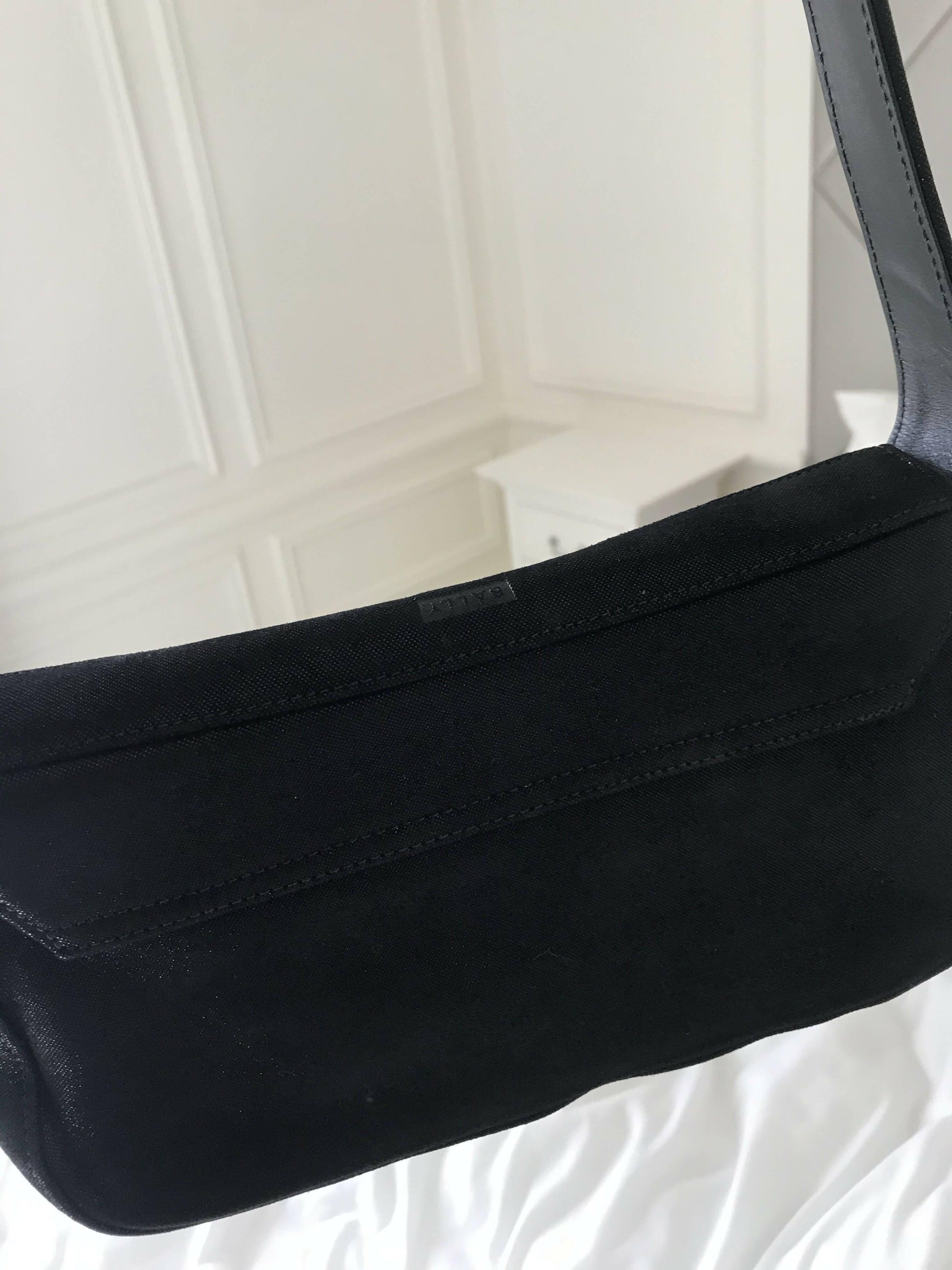 Vintage Shoulder Handbag - Endless