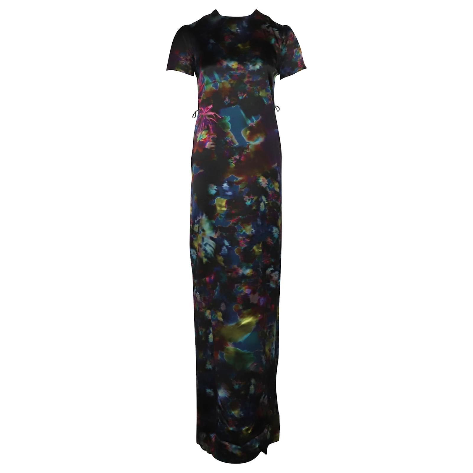Watercolour Maxi Dress - Endless - UAE Rental and Resale for Women's Fashion
