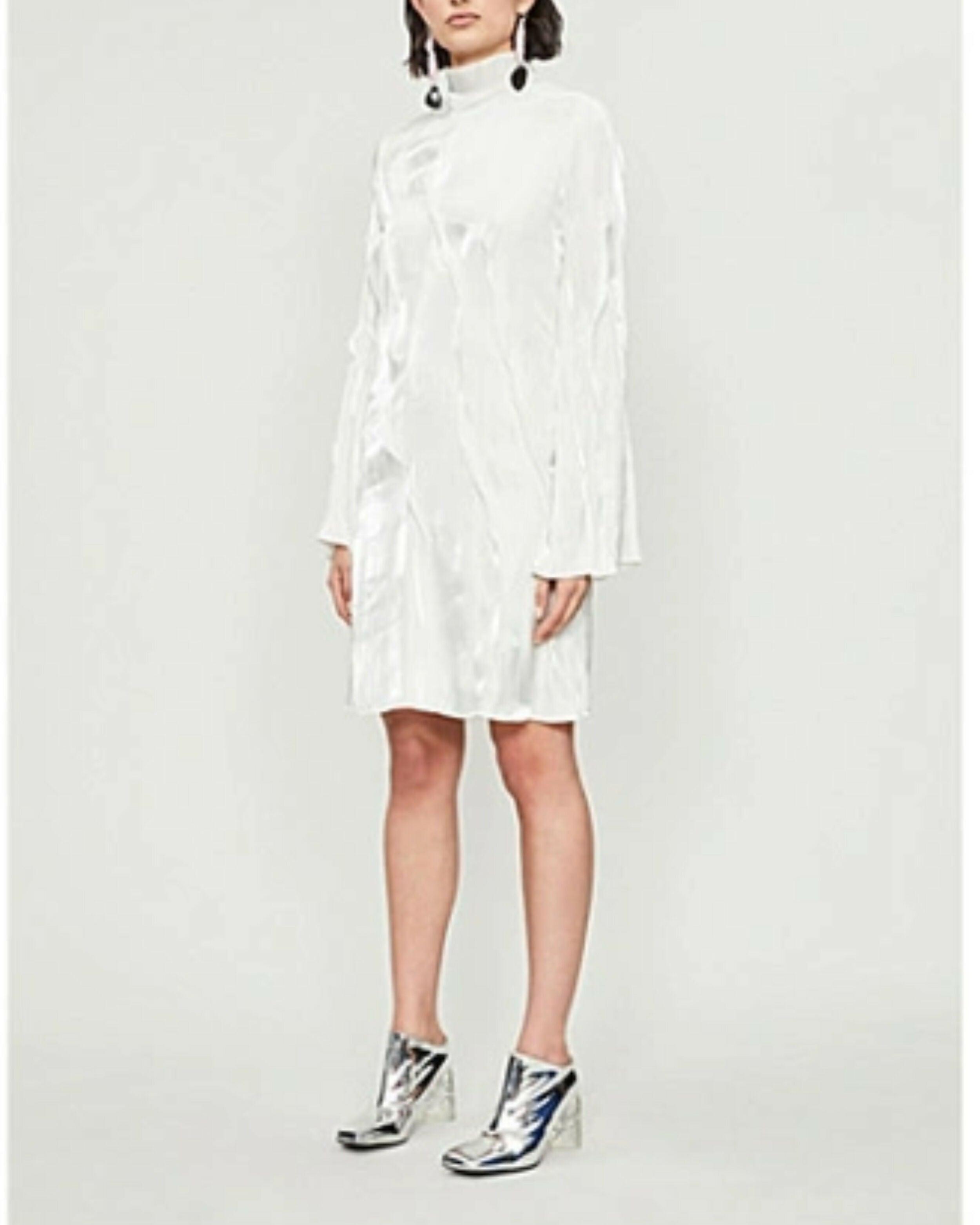 Wavy Satin Turtleneck Mini Dress - Endless - UAE Rental and Resale for Women's Fashion